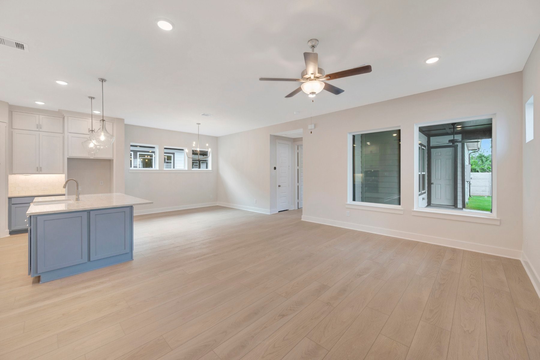 11476 Billy Bobs Street Property Photo 34