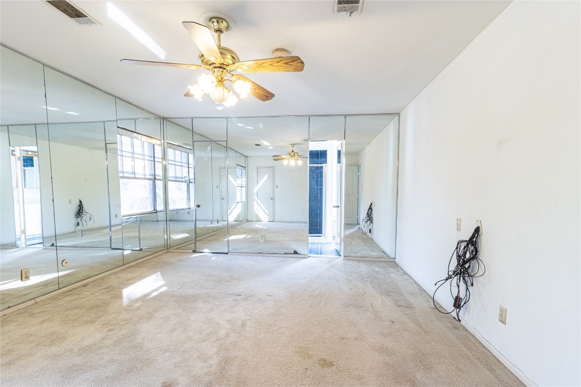 4906 Droddy Street Property Photo 23