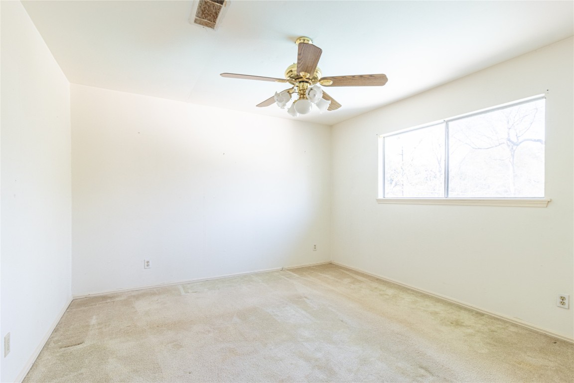 4906 Droddy Street Property Photo 31