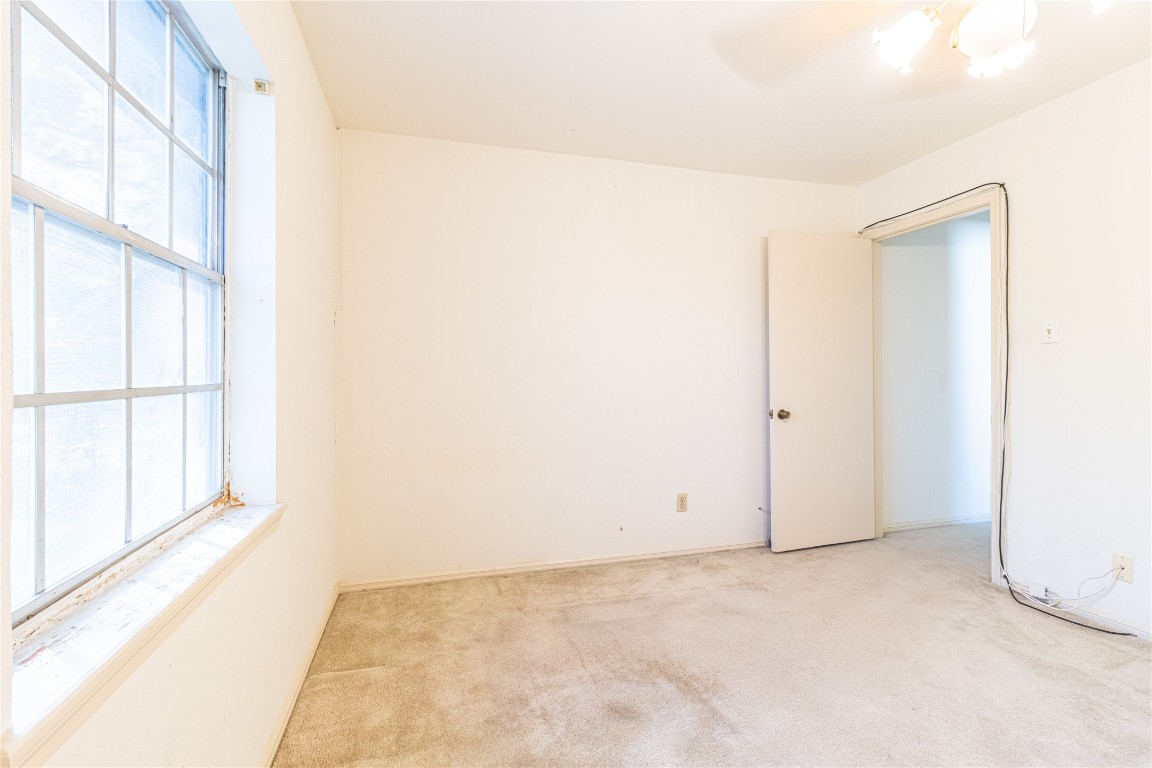 4906 Droddy Street Property Photo 34