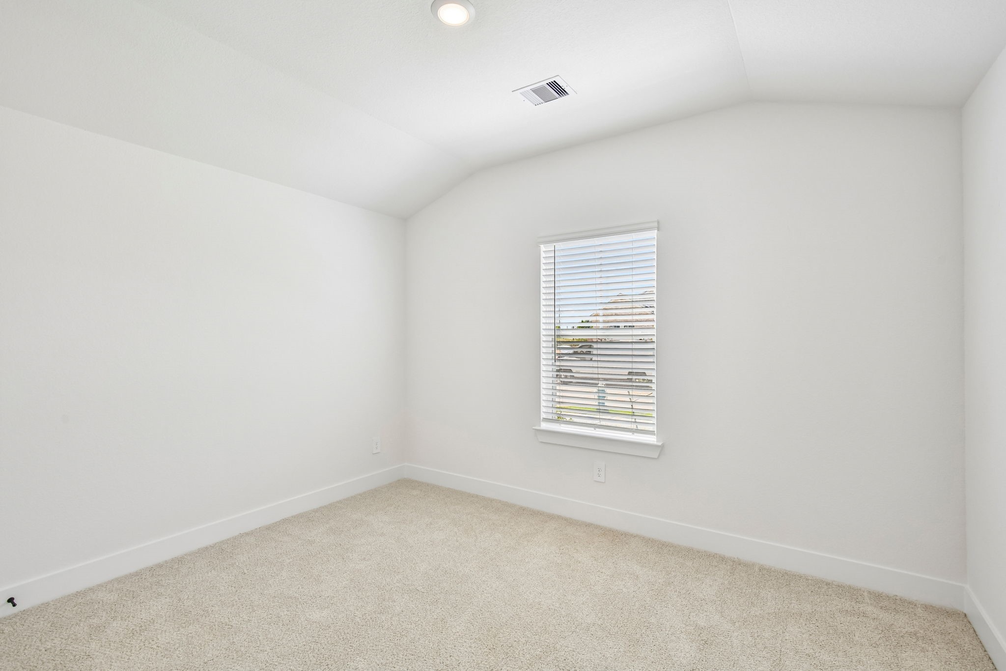 29010 Maggie View Court Property Photo 7