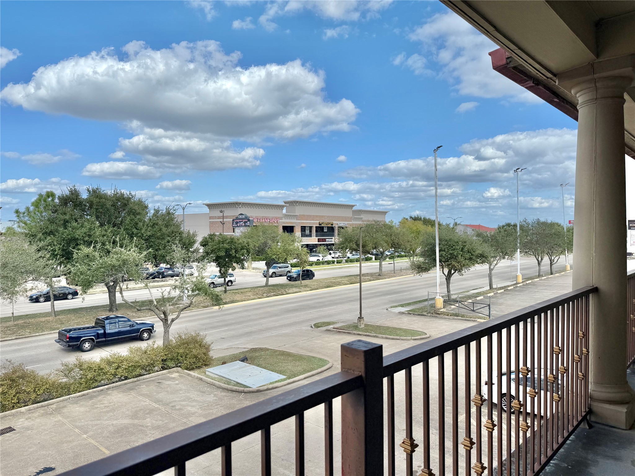 12989 Bellaire Boulevard 2 Property Photo 4