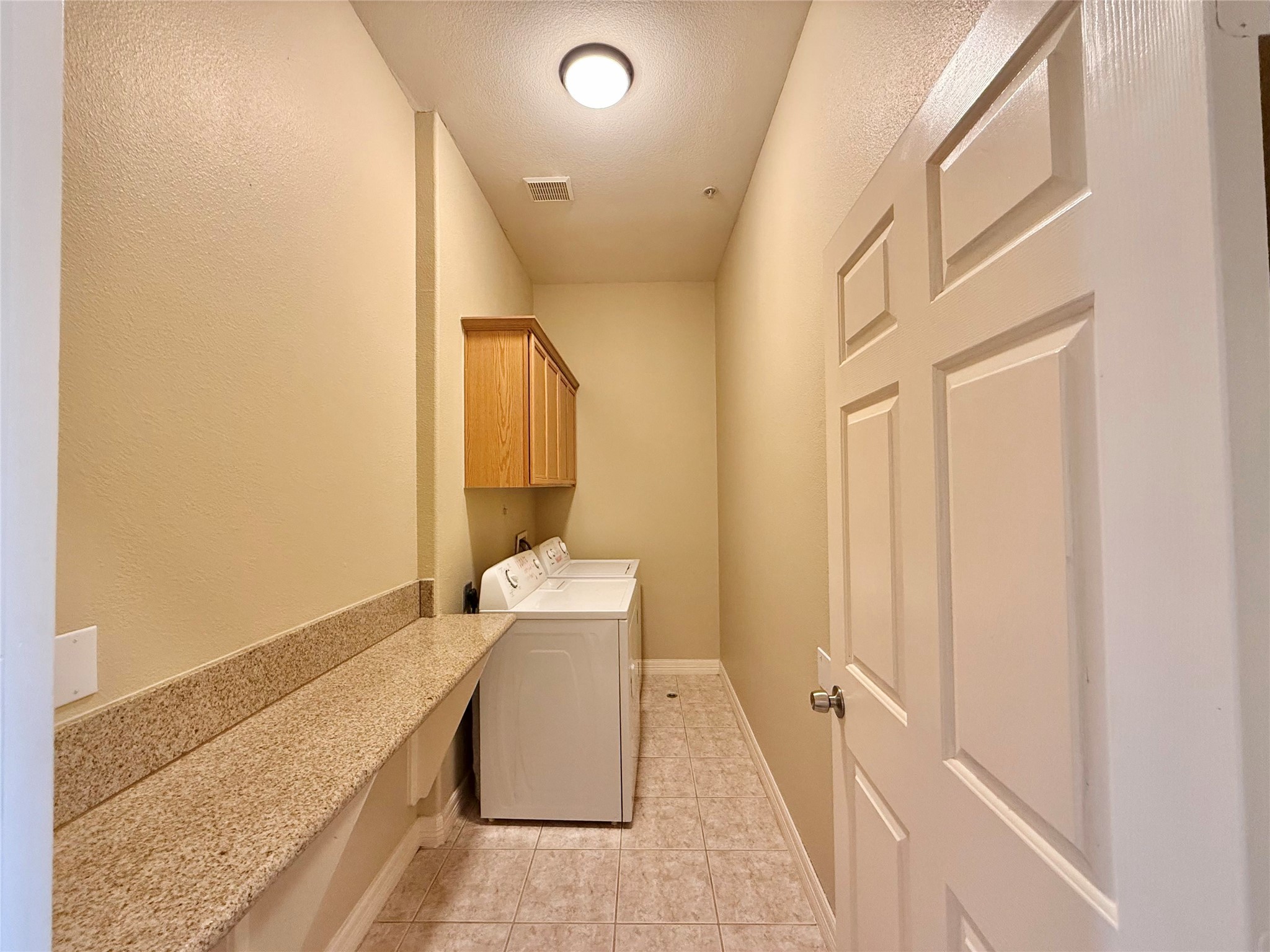 12989 Bellaire Boulevard 2 Property Photo 16