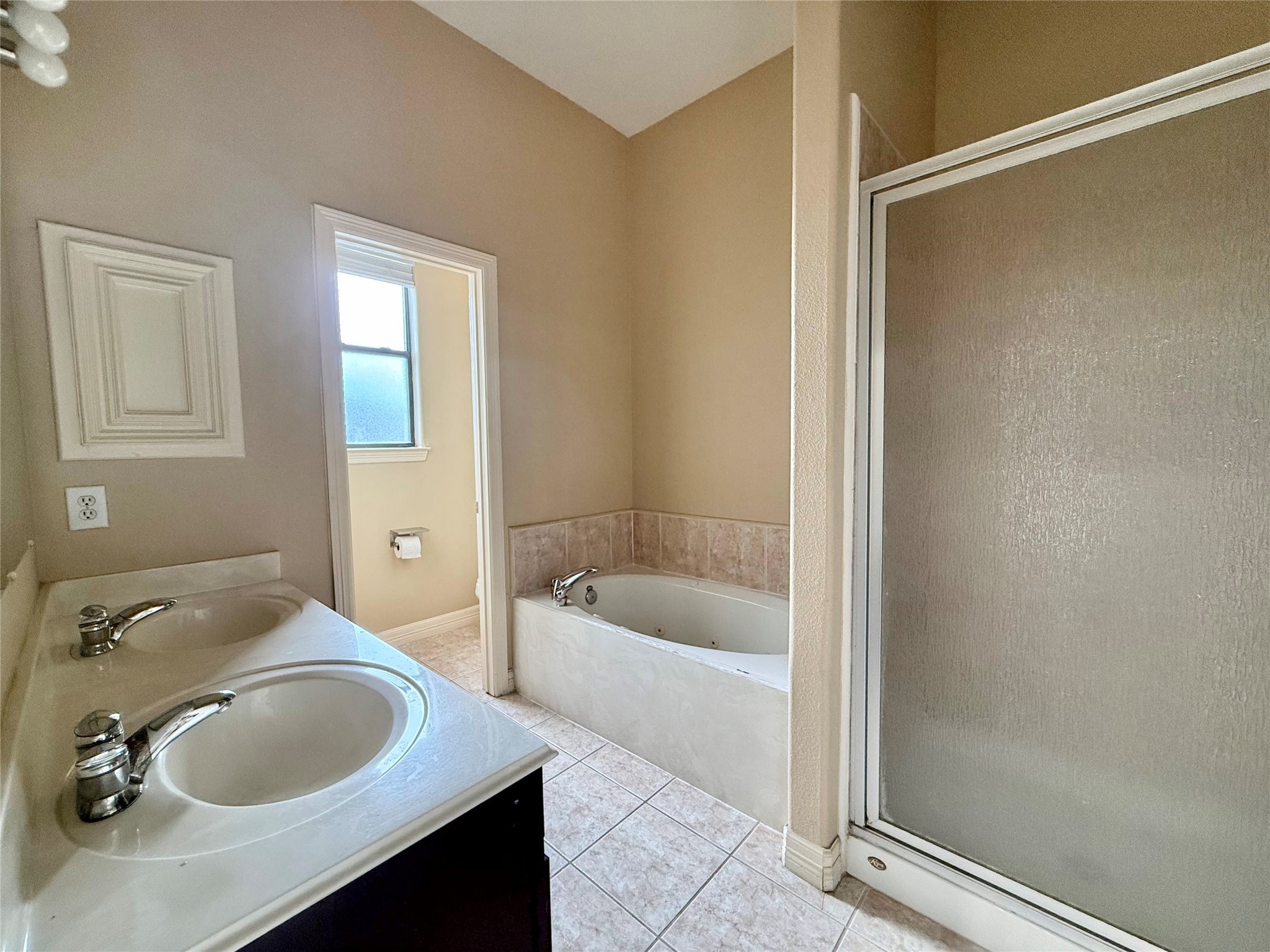12989 Bellaire Boulevard 2 Property Photo 22