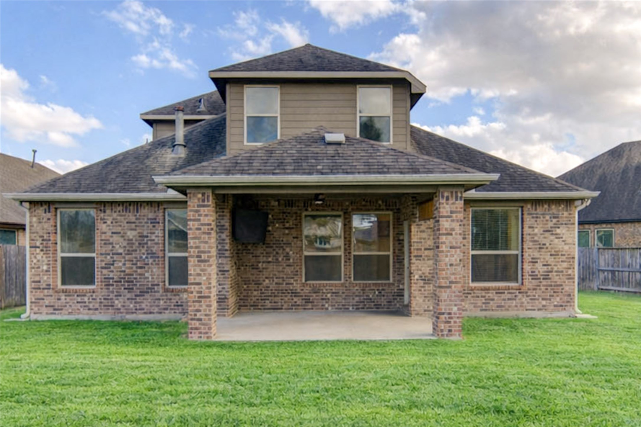 6622 Tiger Trail Property Photo 4