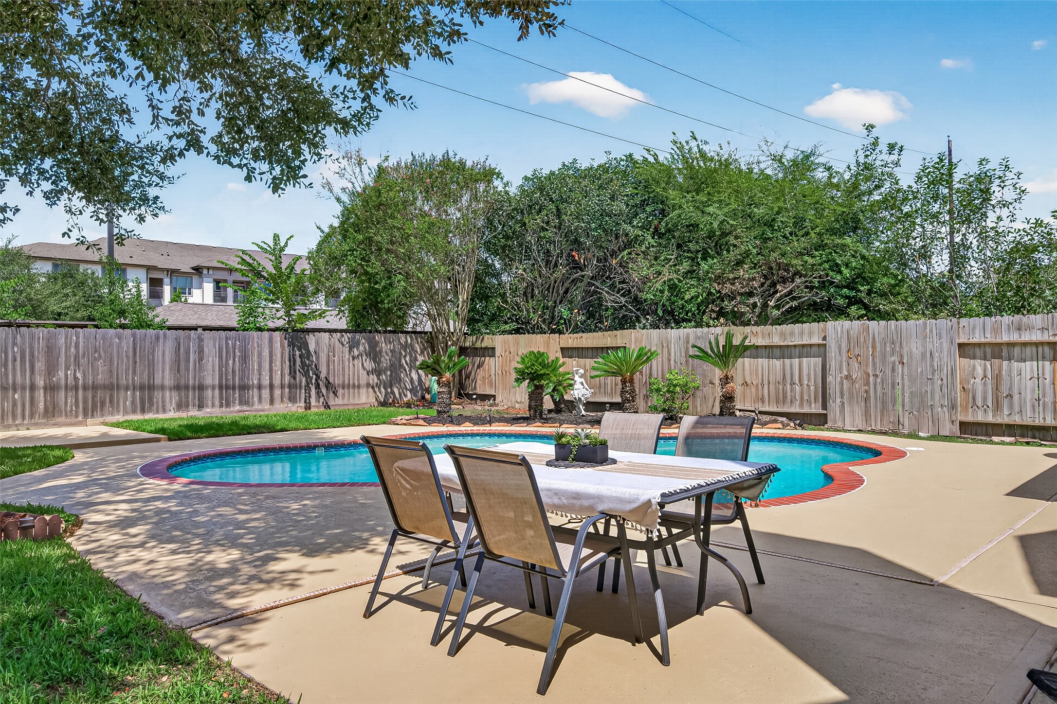18526 Autumn Park Drive Property Photo 45