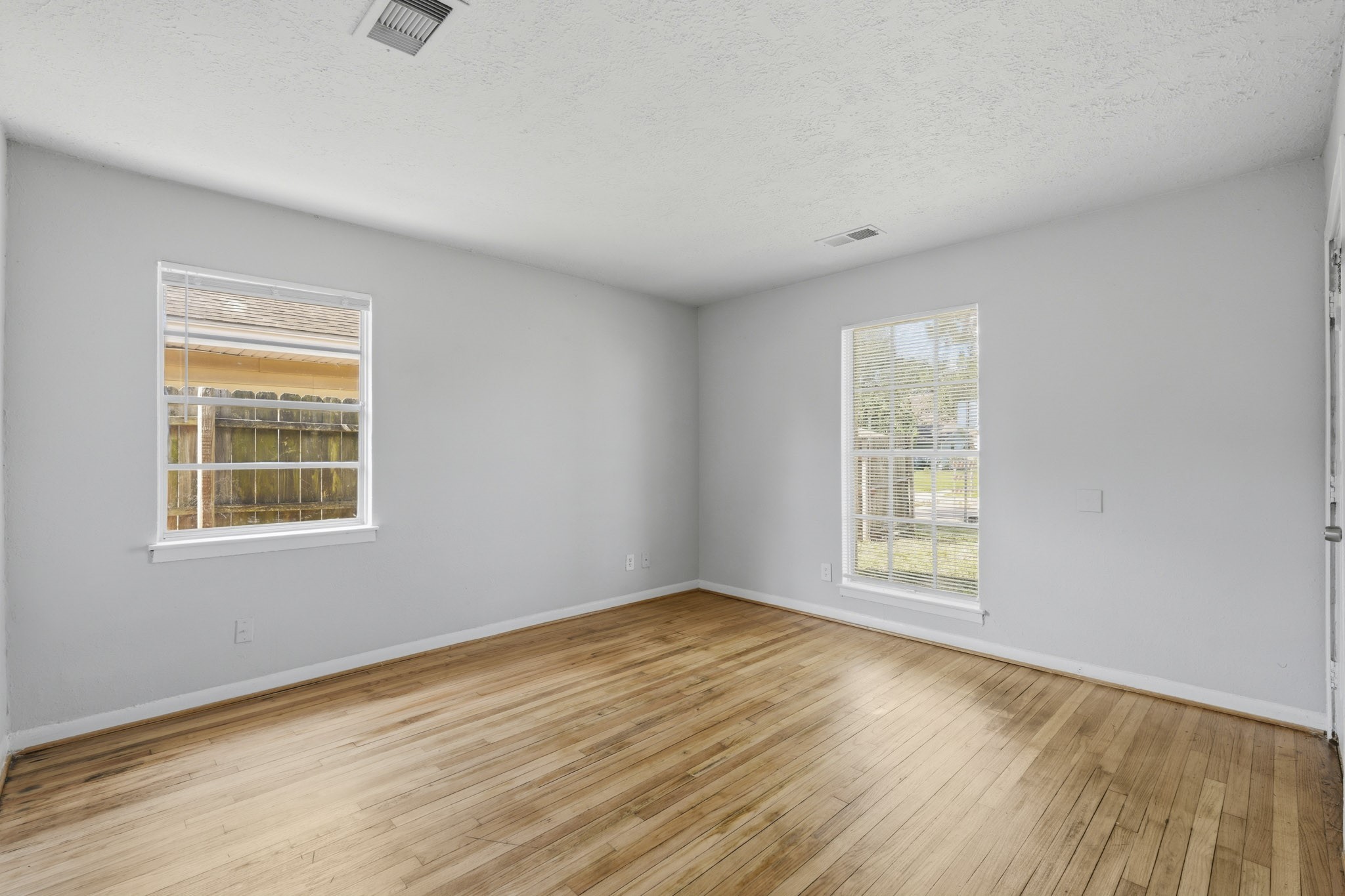 303 Brown Drive Property Photo 4