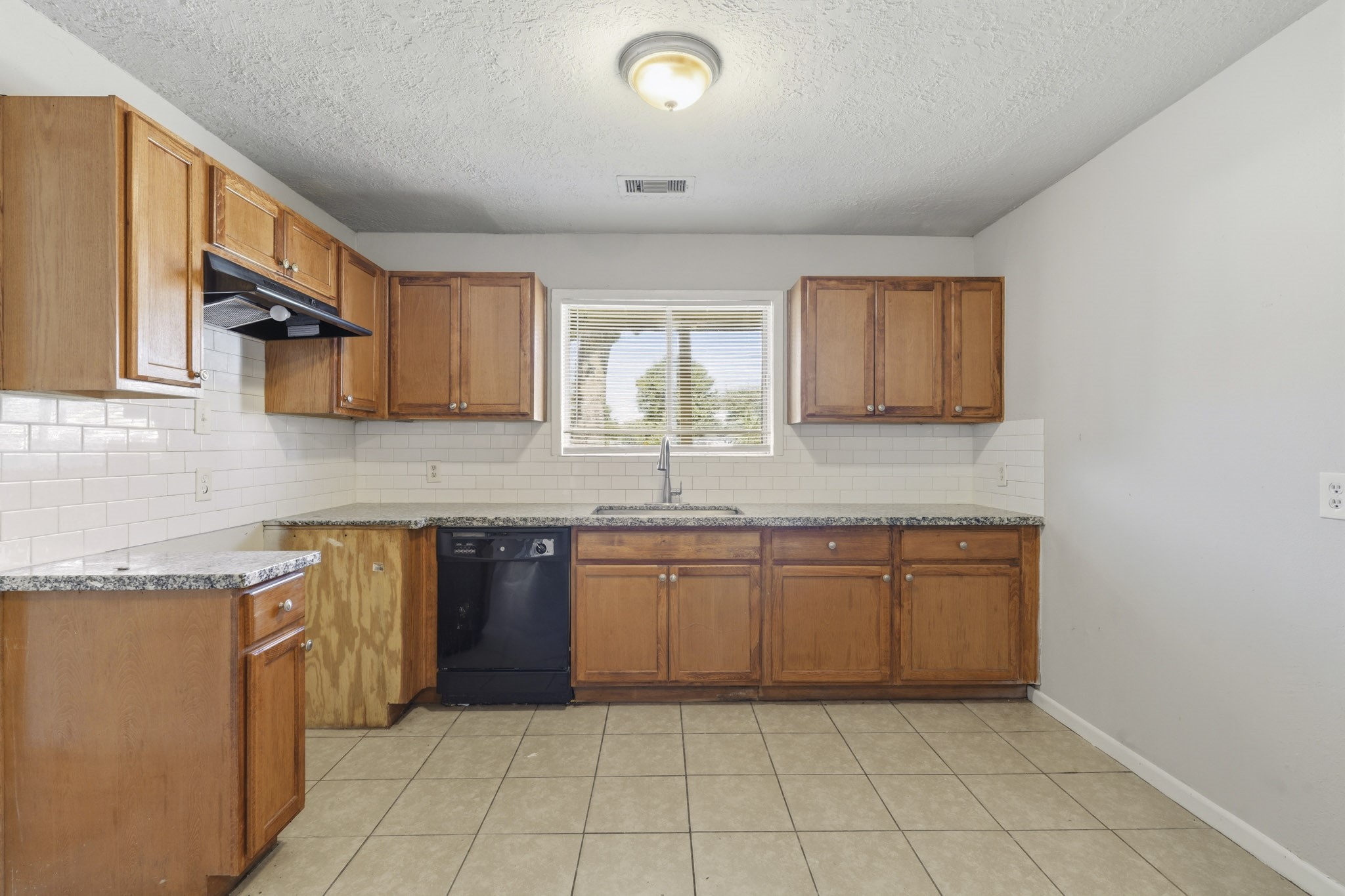 303 Brown Drive Property Photo 5