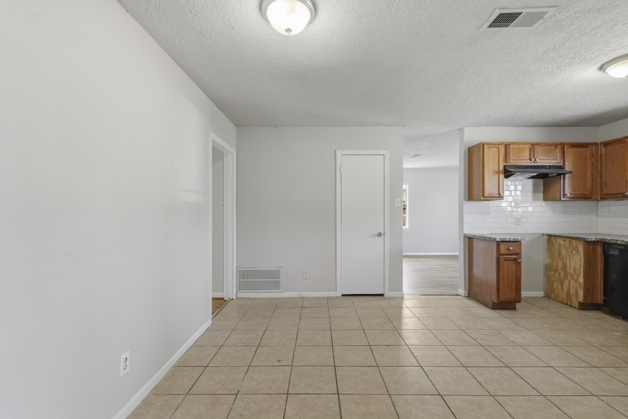 303 Brown Drive Property Photo 7
