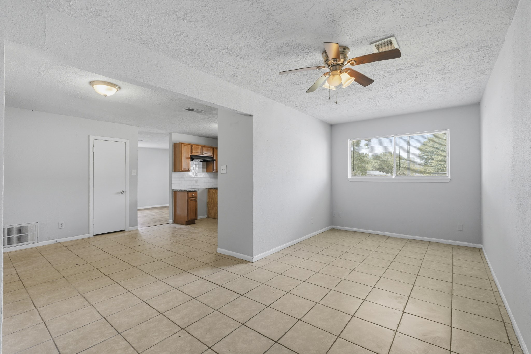 303 Brown Drive Property Photo 8