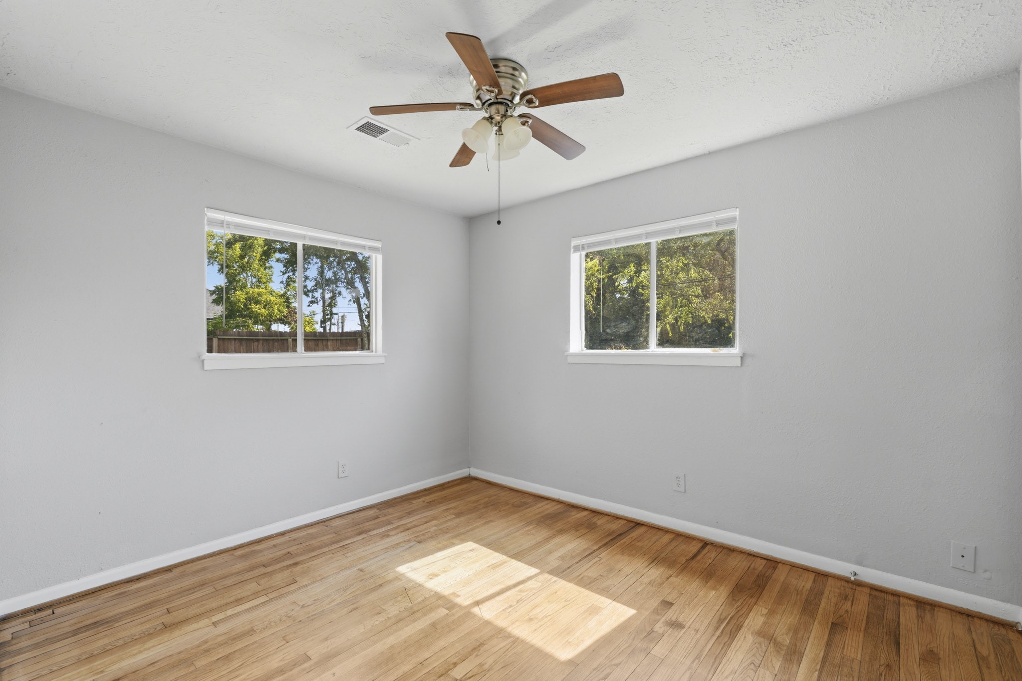 303 Brown Drive Property Photo 11