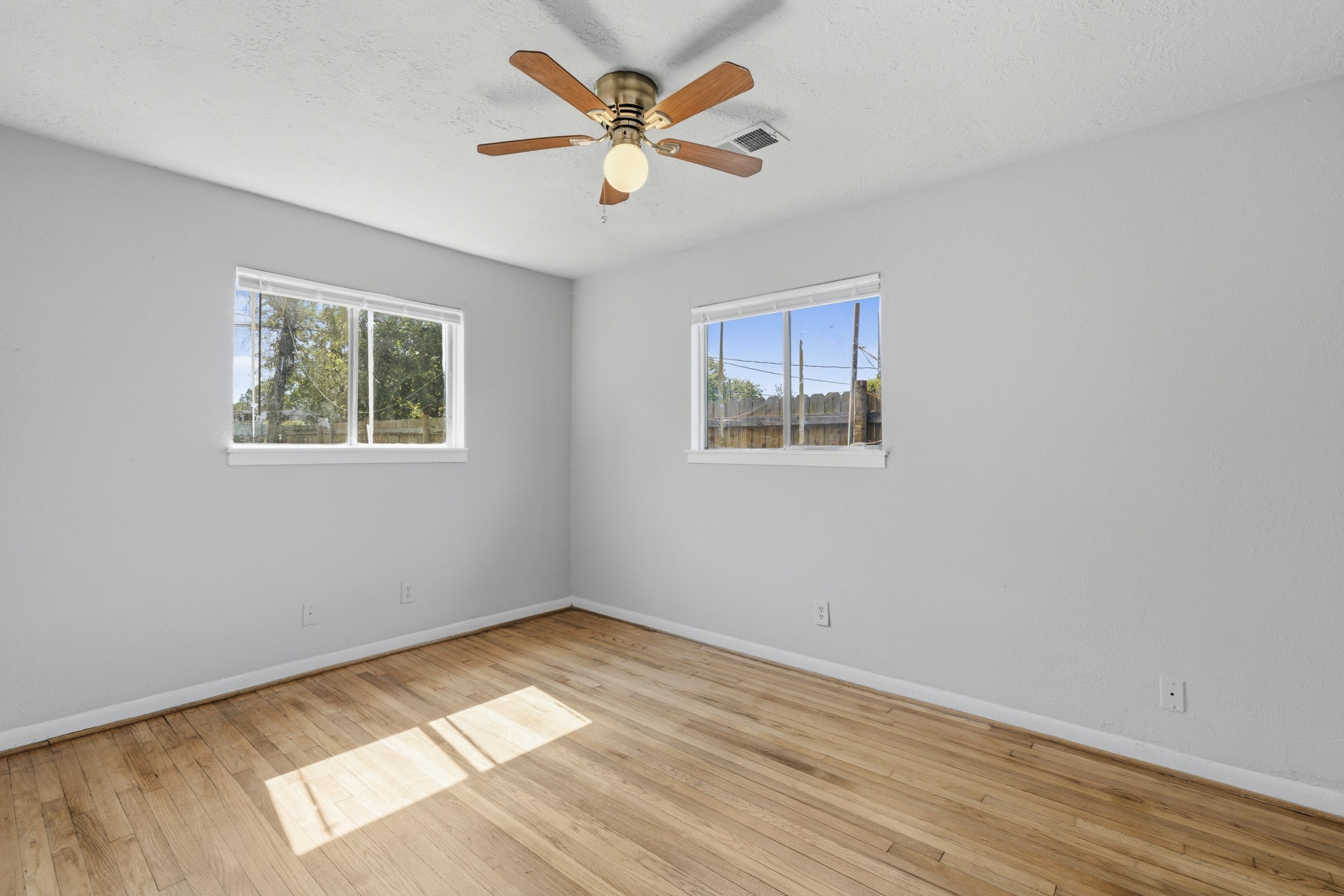 303 Brown Drive Property Photo 12