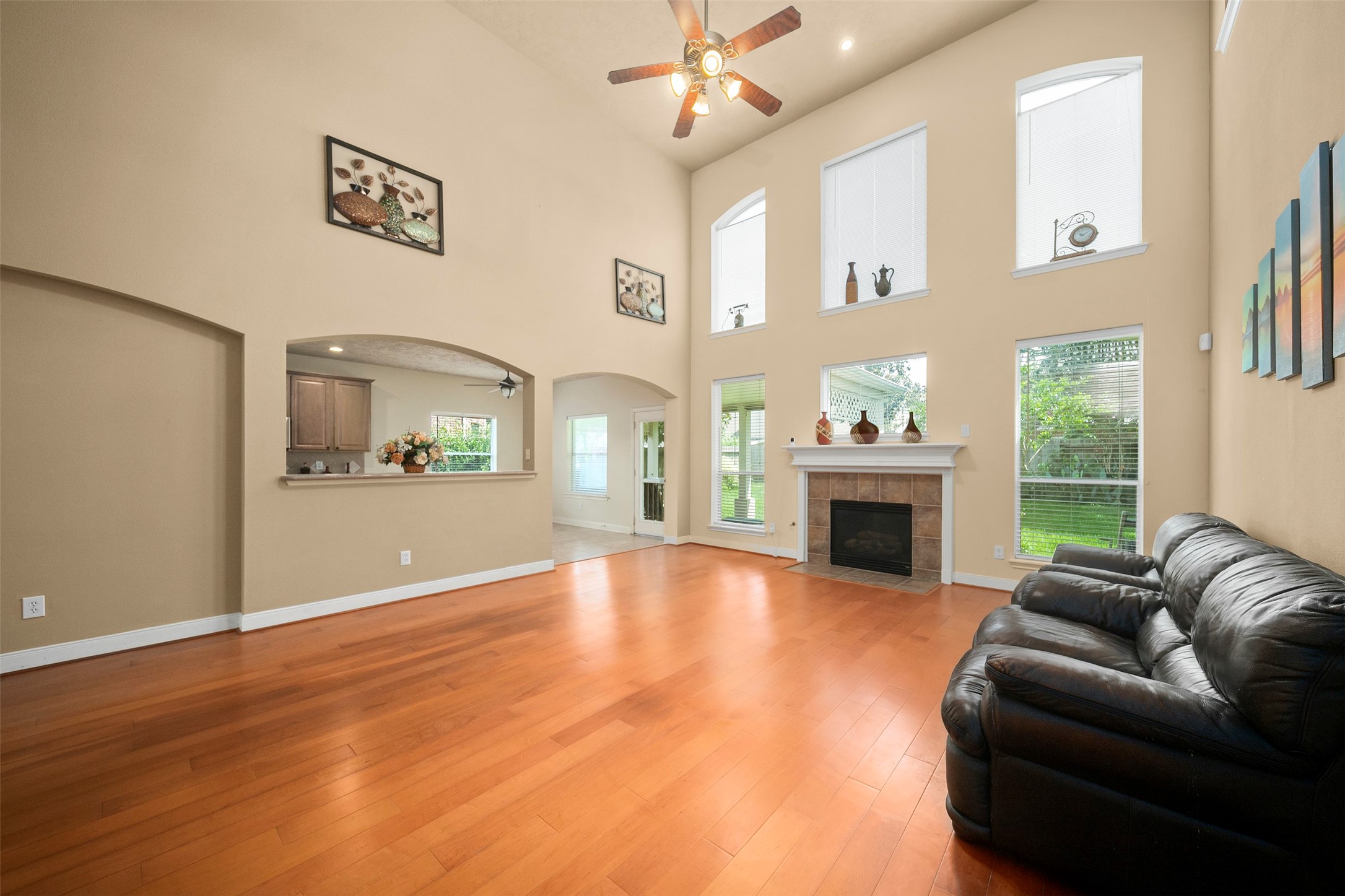 12311 Amanda Meadows Property Photo 8