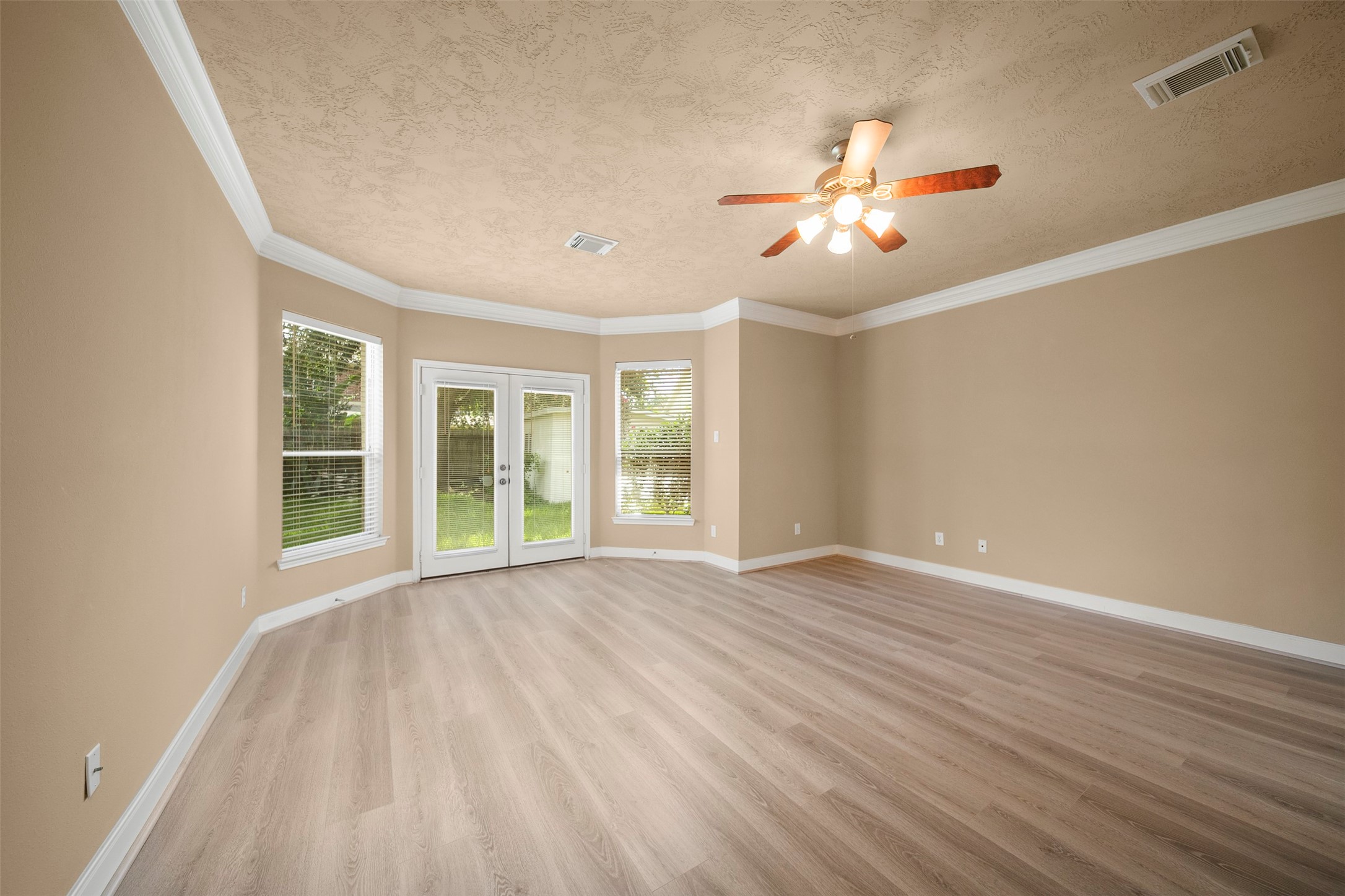 12311 Amanda Meadows Property Photo 16