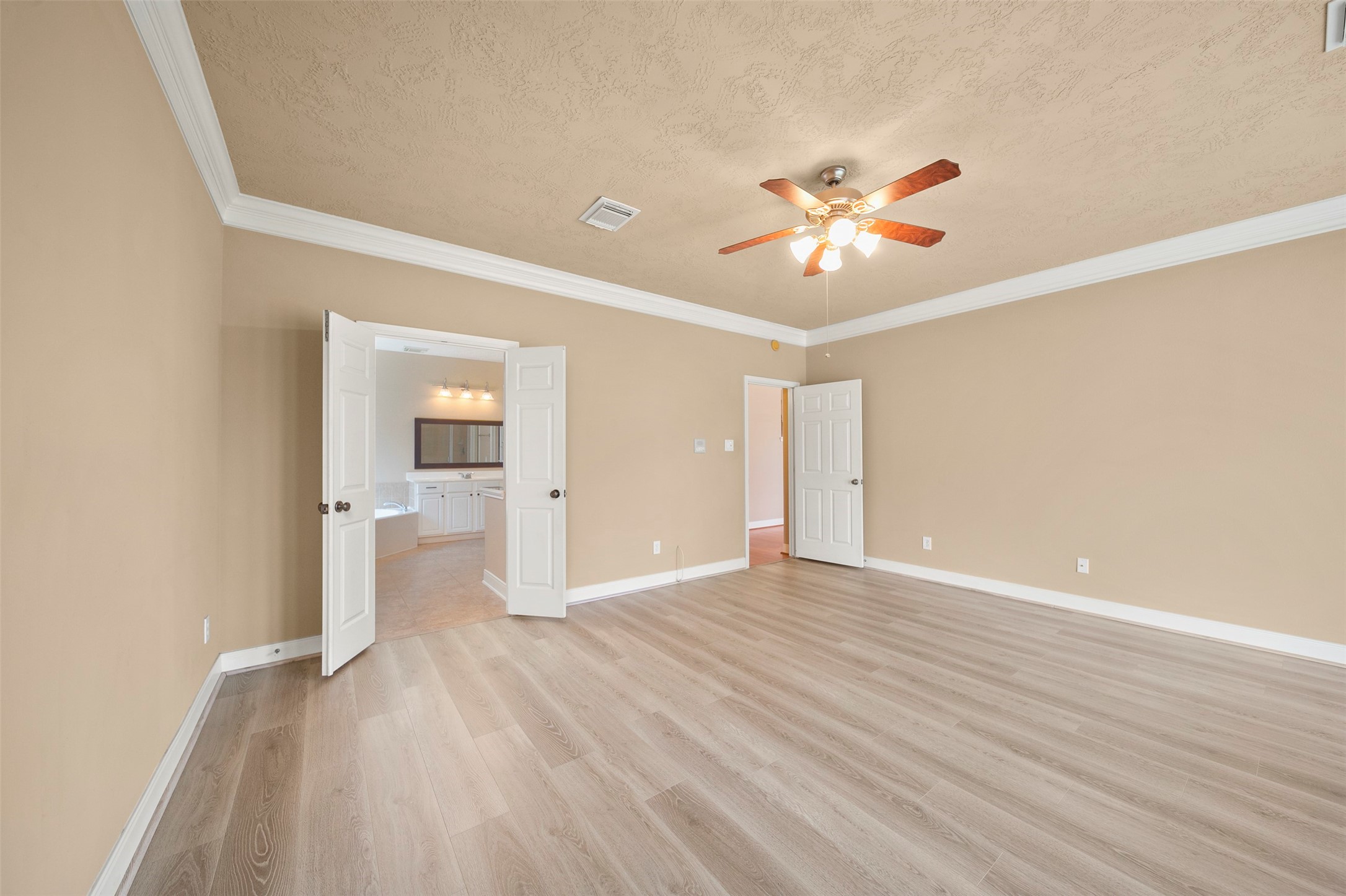12311 Amanda Meadows Property Photo 17