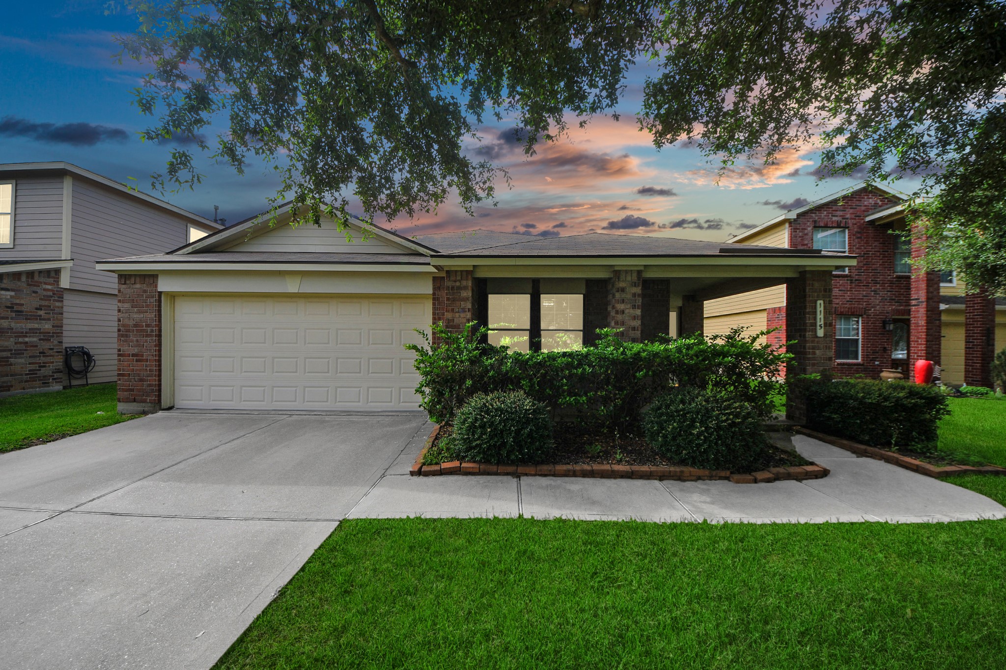 1115 Juniper River Court Property Photo 1