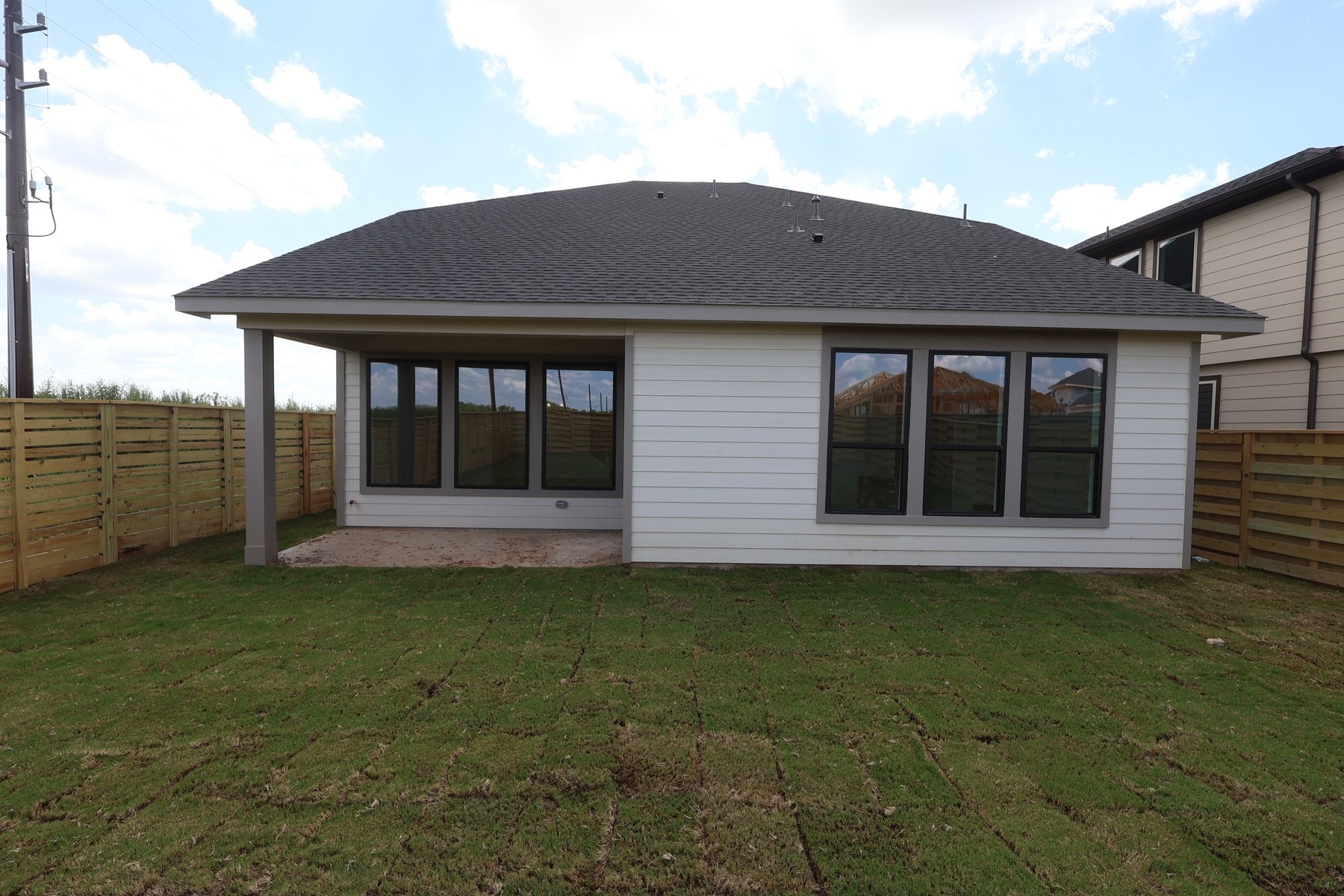 4602 Gemini Street Property Photo 3