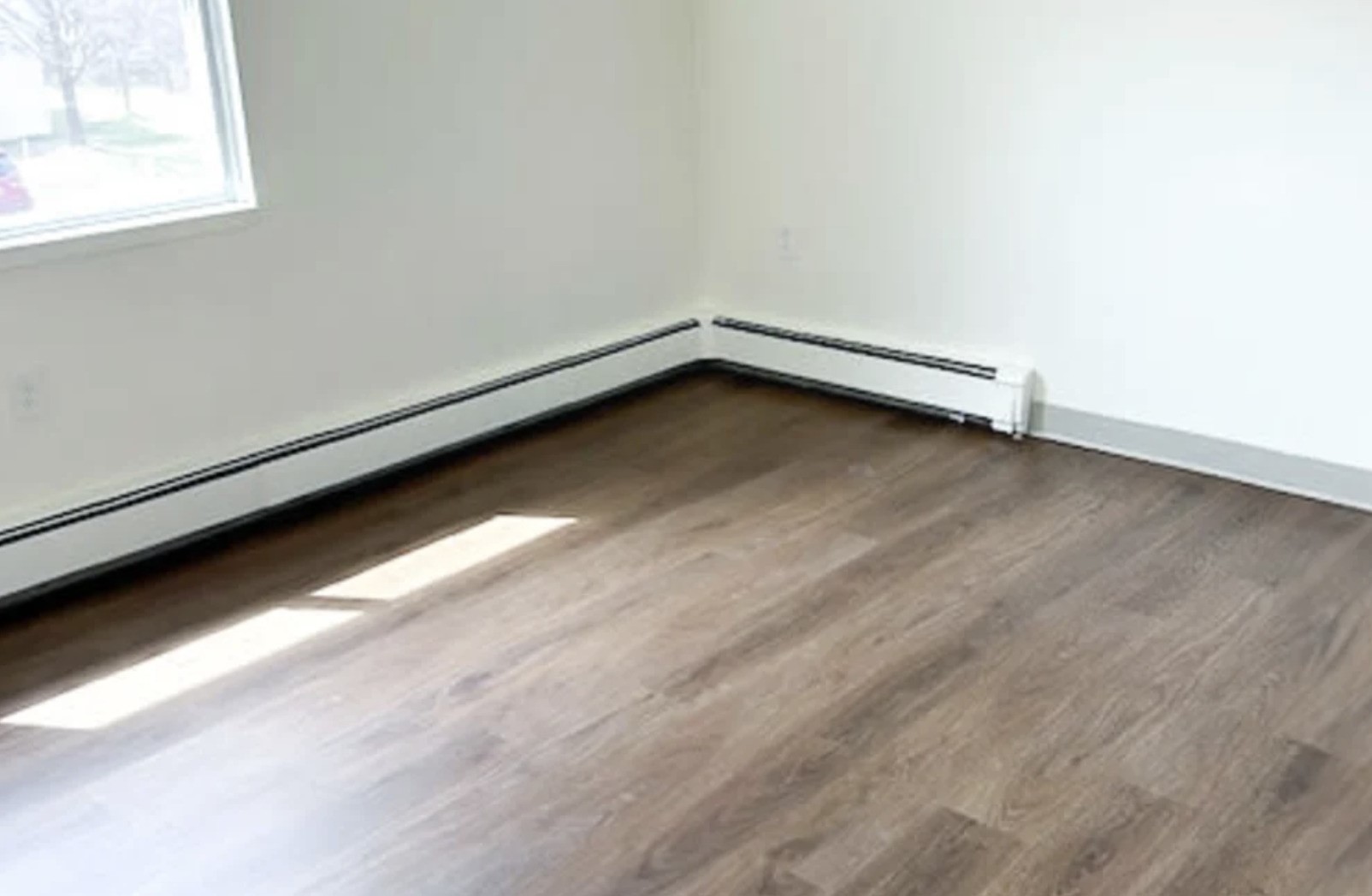 595 Meadows Drive Property Photo 8