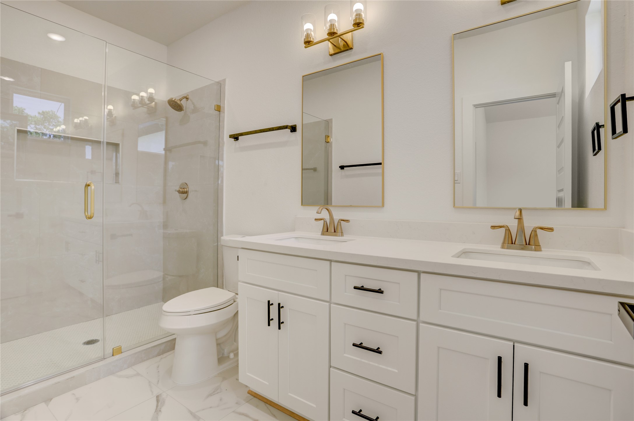 5317 Nielan Street A-b Property Photo 15