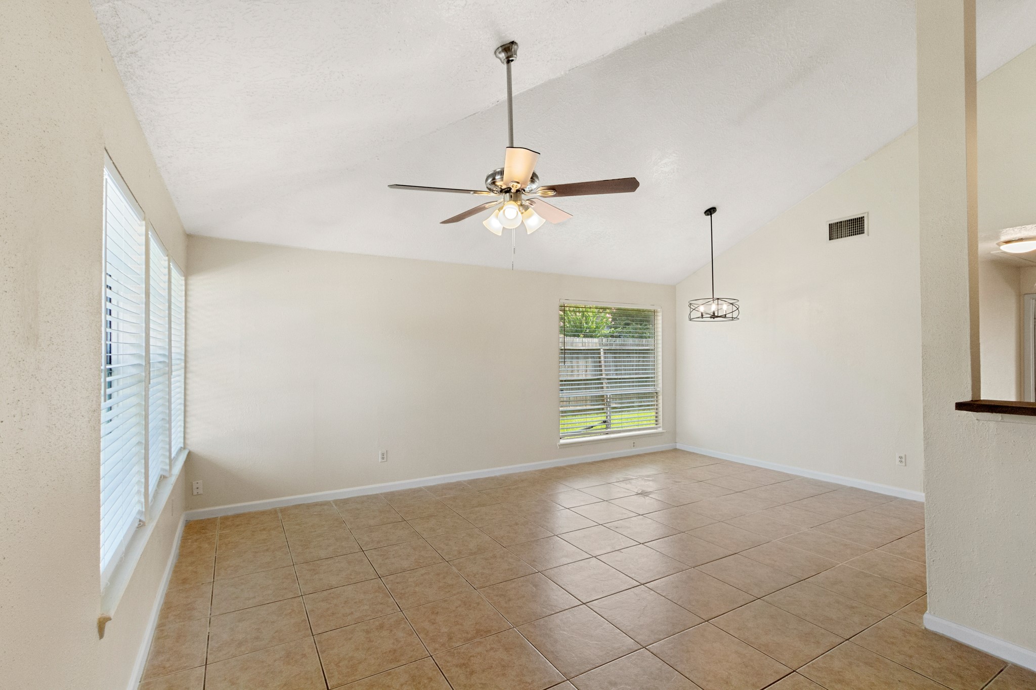 5218 Beaverbrook Drive Property Photo 5