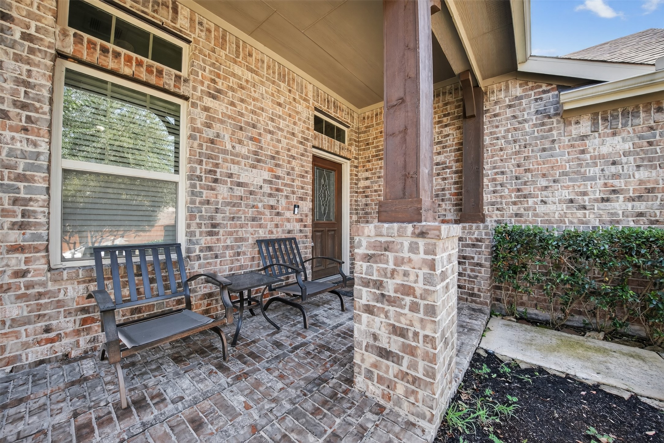 8922 Pinenut Drive Property Photo 2