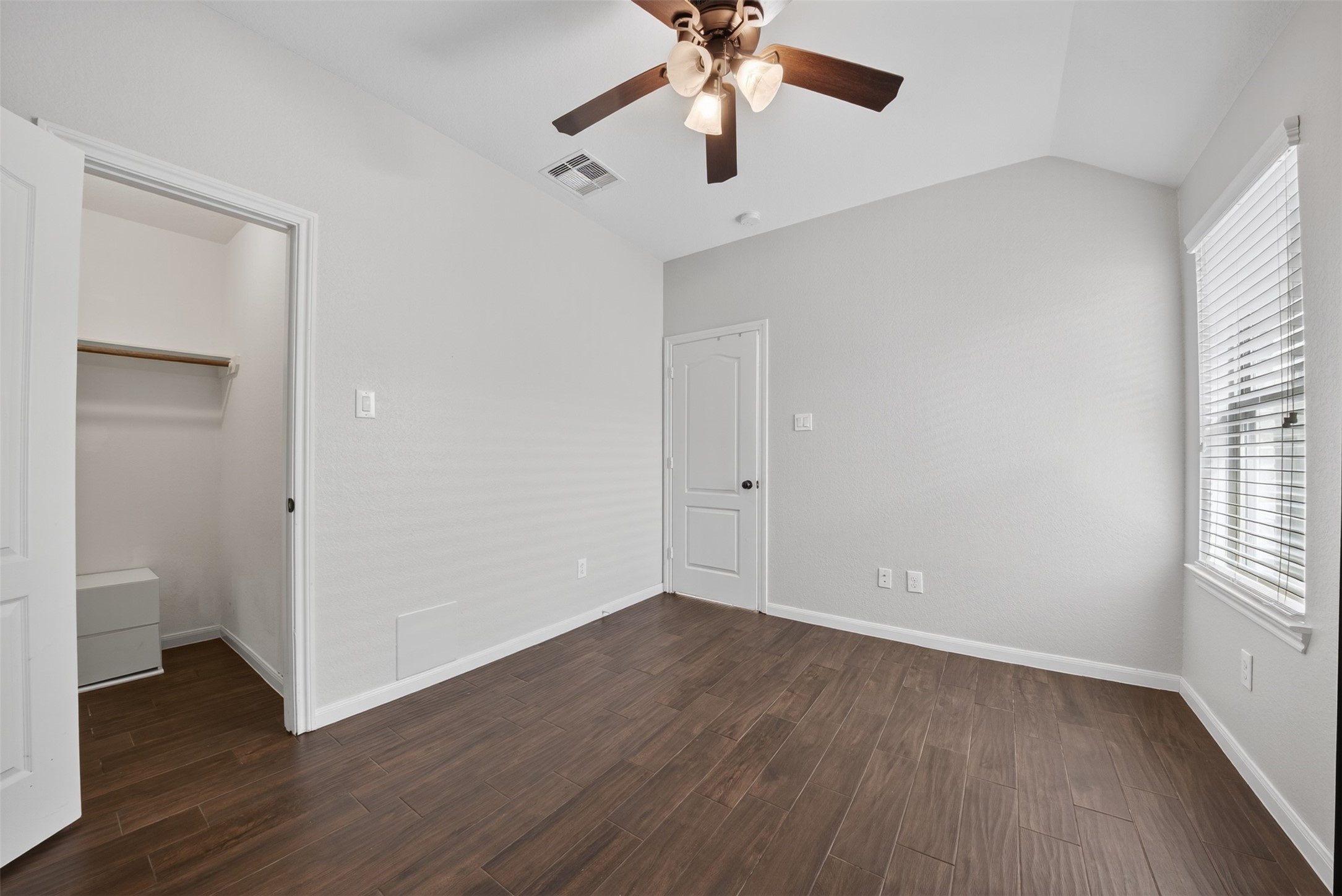 8922 Pinenut Drive Property Photo 24