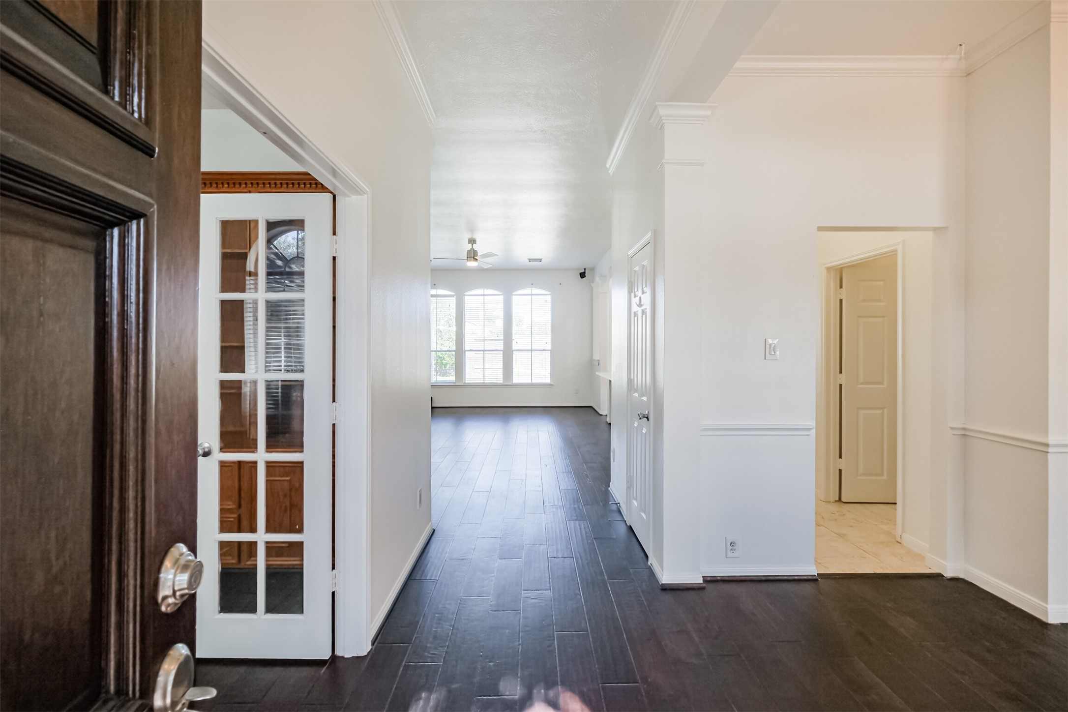 1714 Bumelia Court Property Photo 3