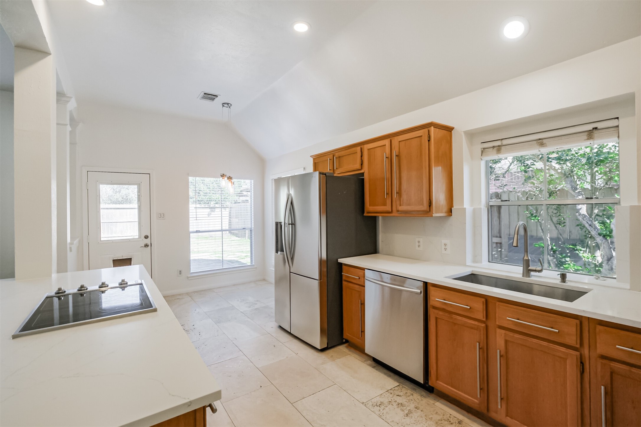 1714 Bumelia Court Property Photo 9