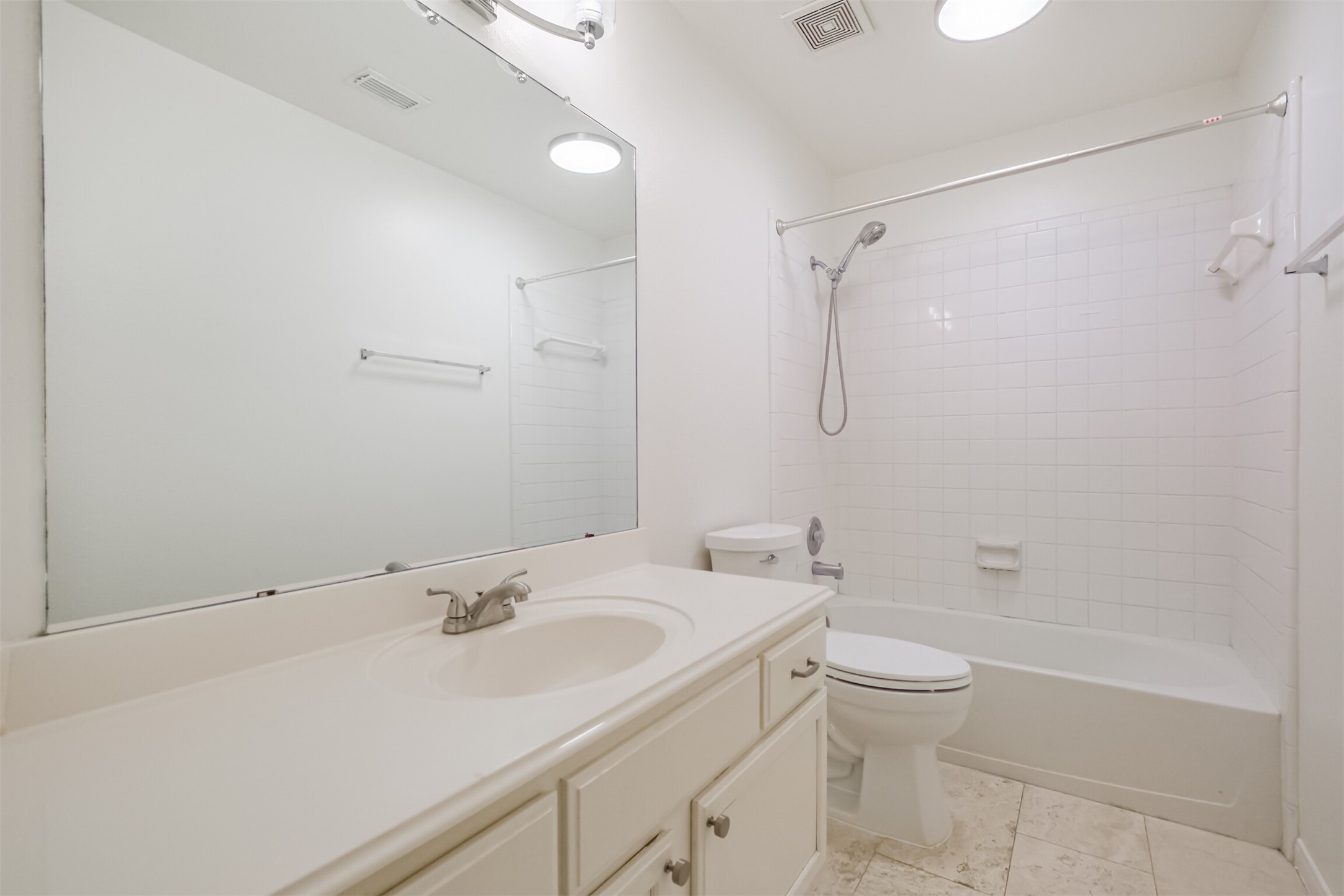 1714 Bumelia Court Property Photo 22