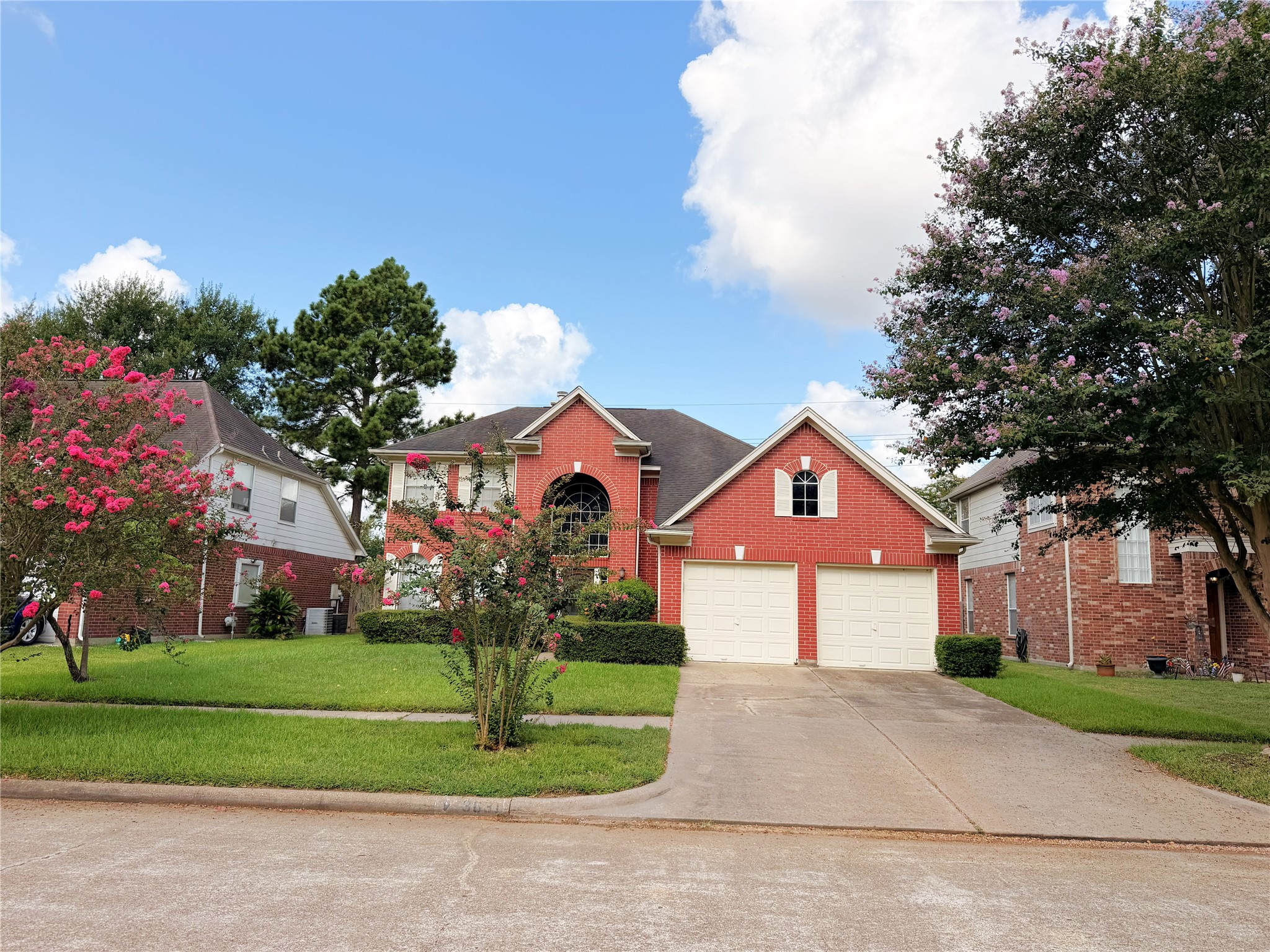3631 Lauderwood Lane Property Photo 2