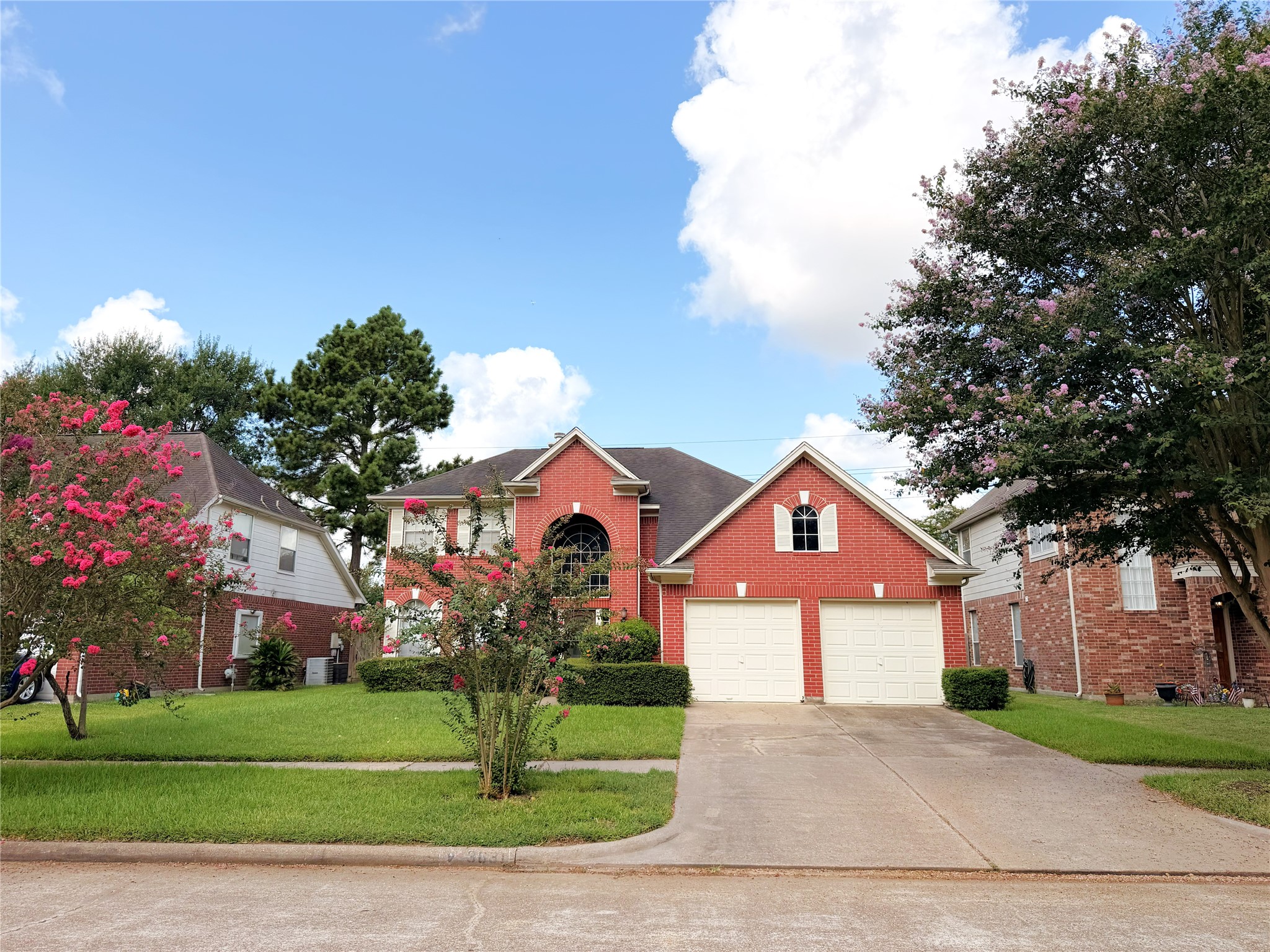 3631 Lauderwood Lane Property Photo 3