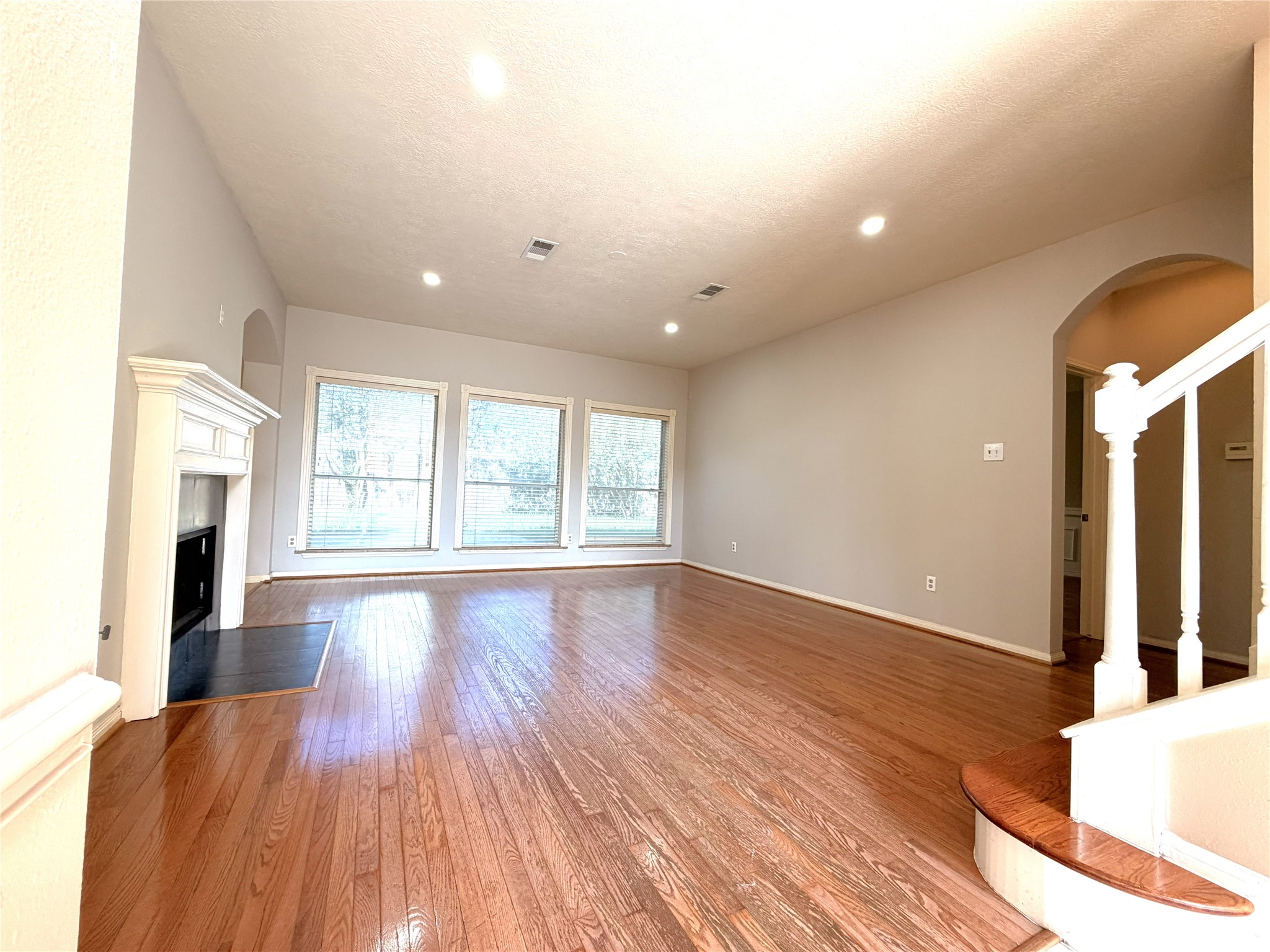3631 Lauderwood Lane Property Photo 10