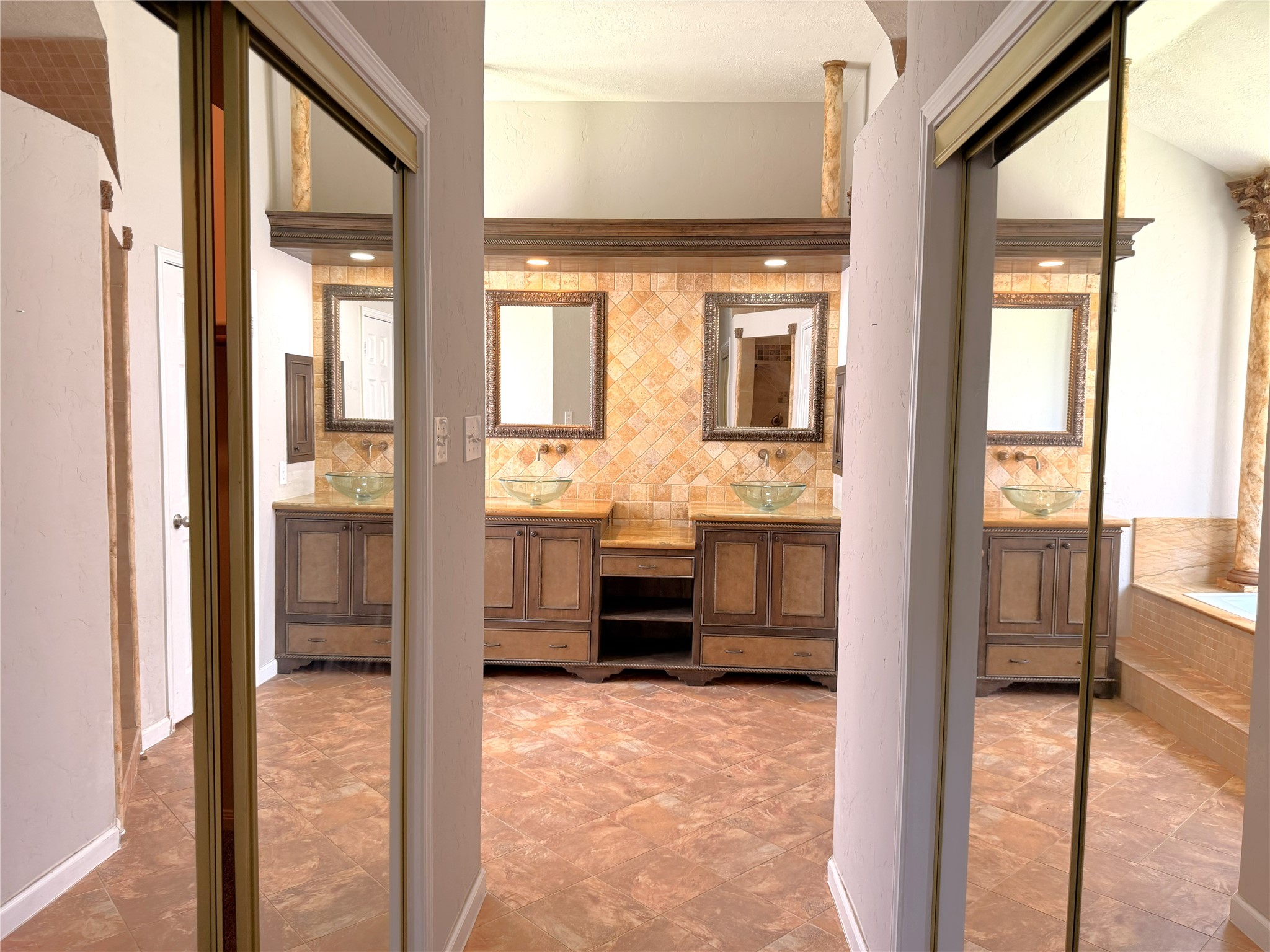 3631 Lauderwood Lane Property Photo 23