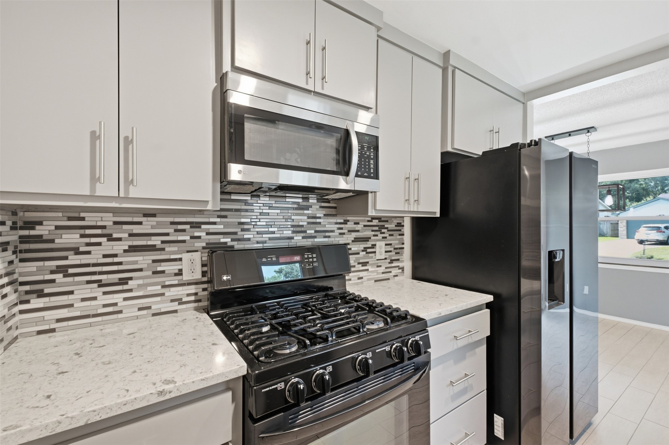 4118 Garden Springs Drive Property Photo 6