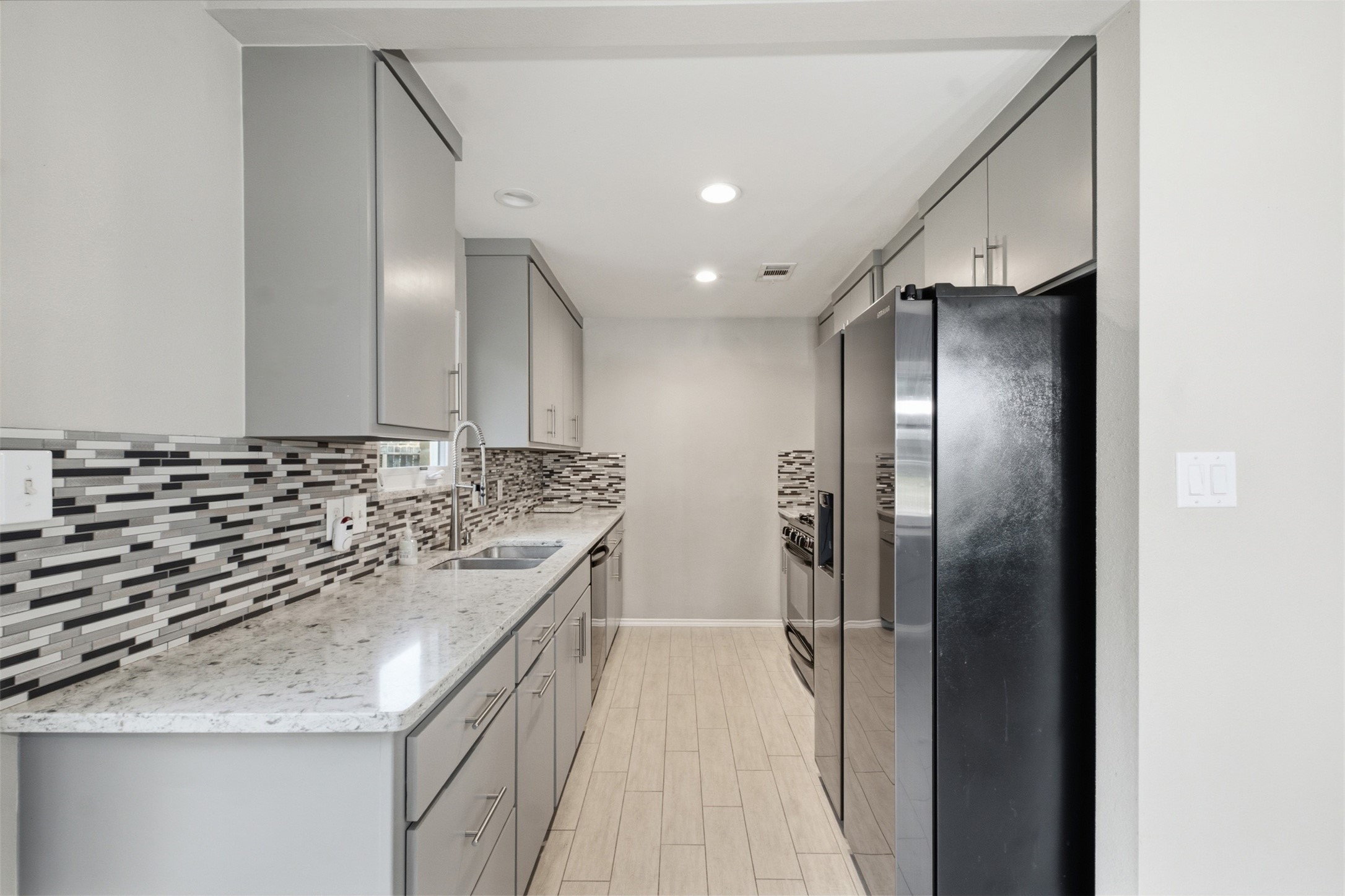 4118 Garden Springs Drive Property Photo 8