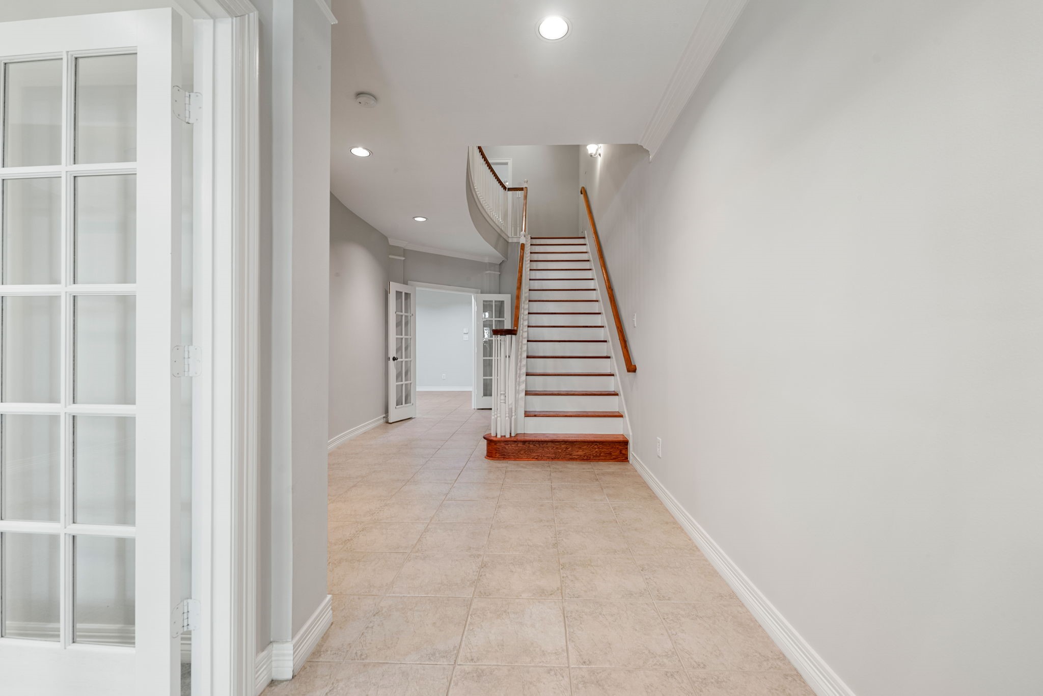 416 Mcgowen Street Property Photo 3