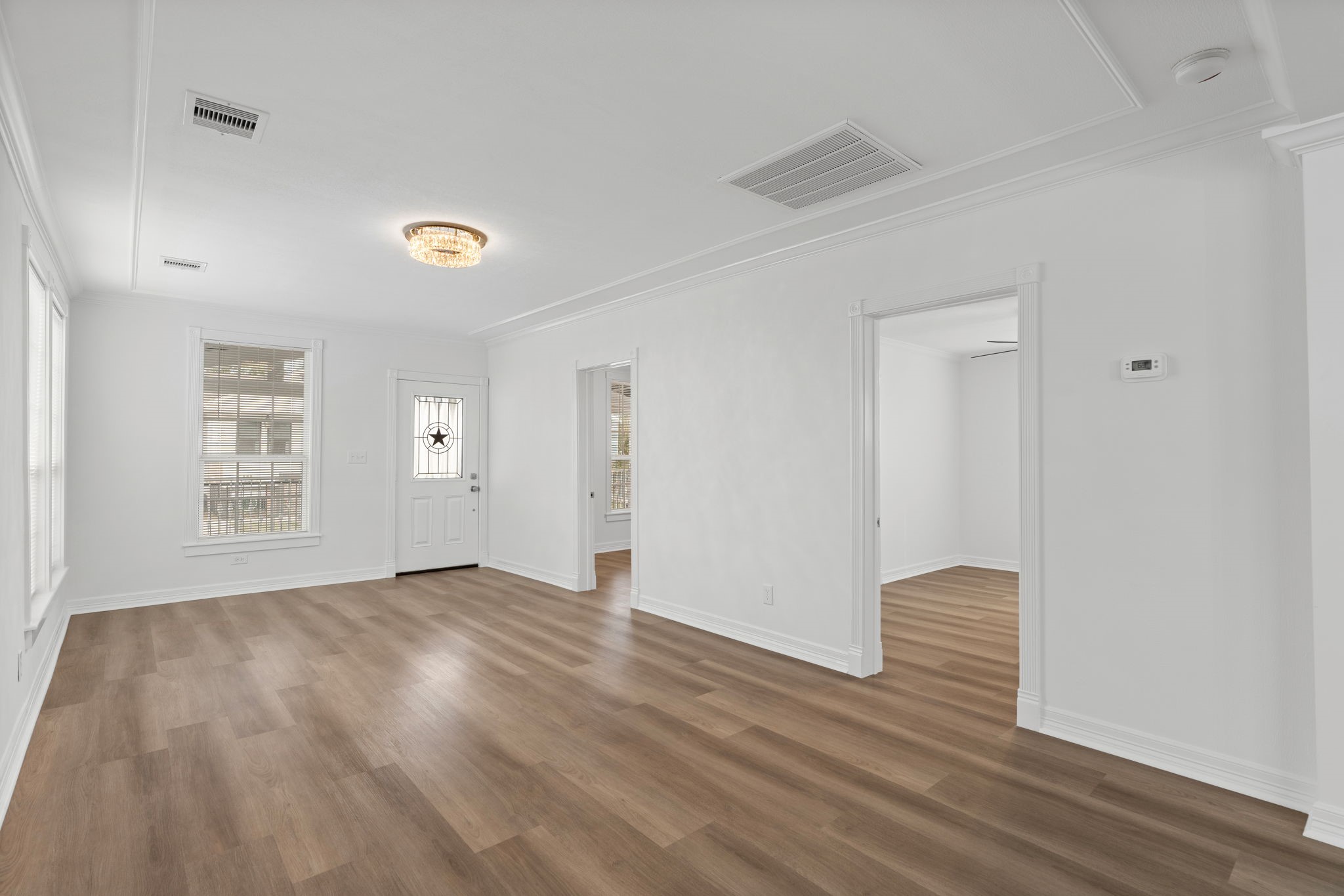 203 Archer Street Property Photo 10