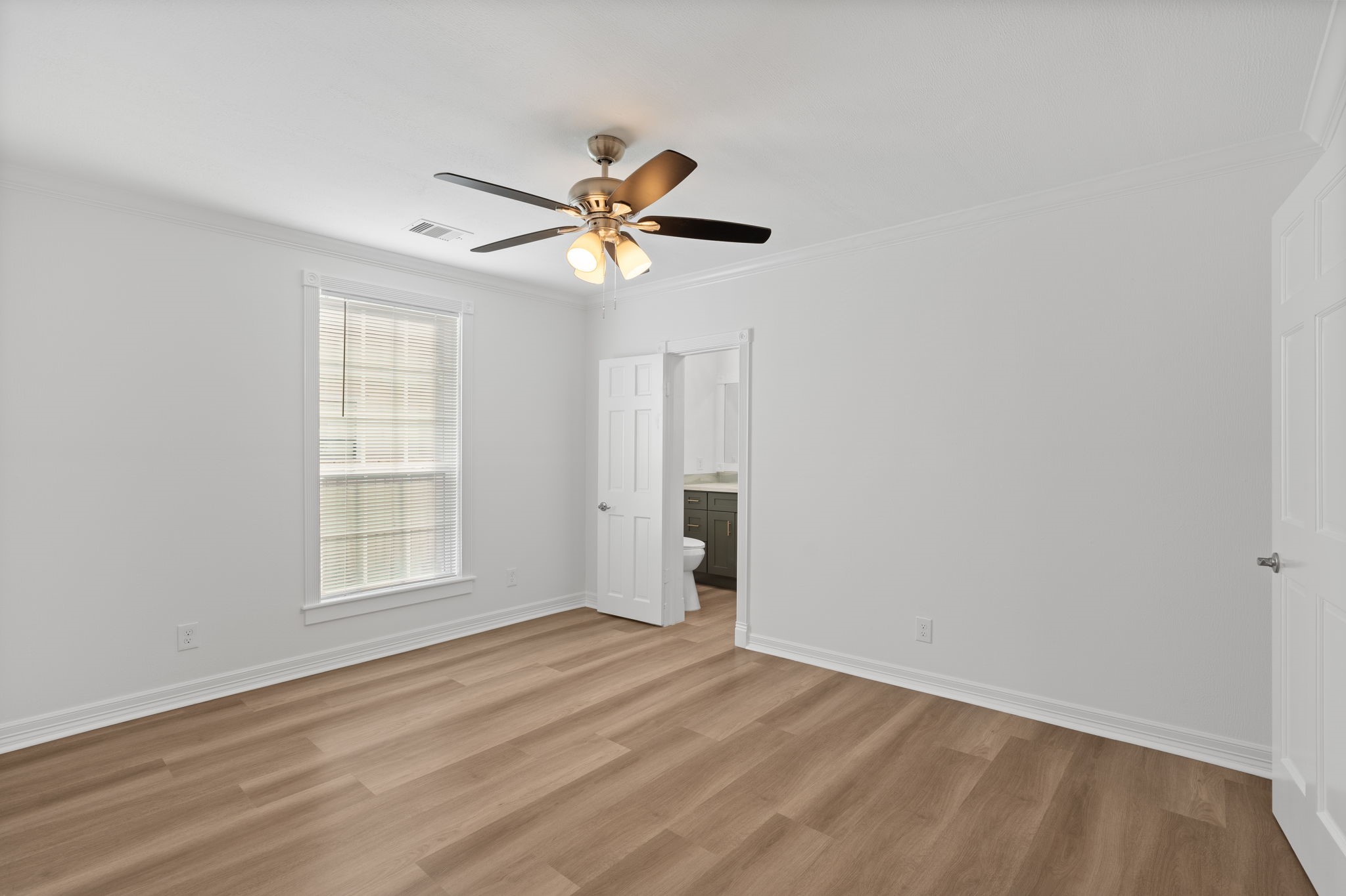 203 Archer Street Property Photo 22