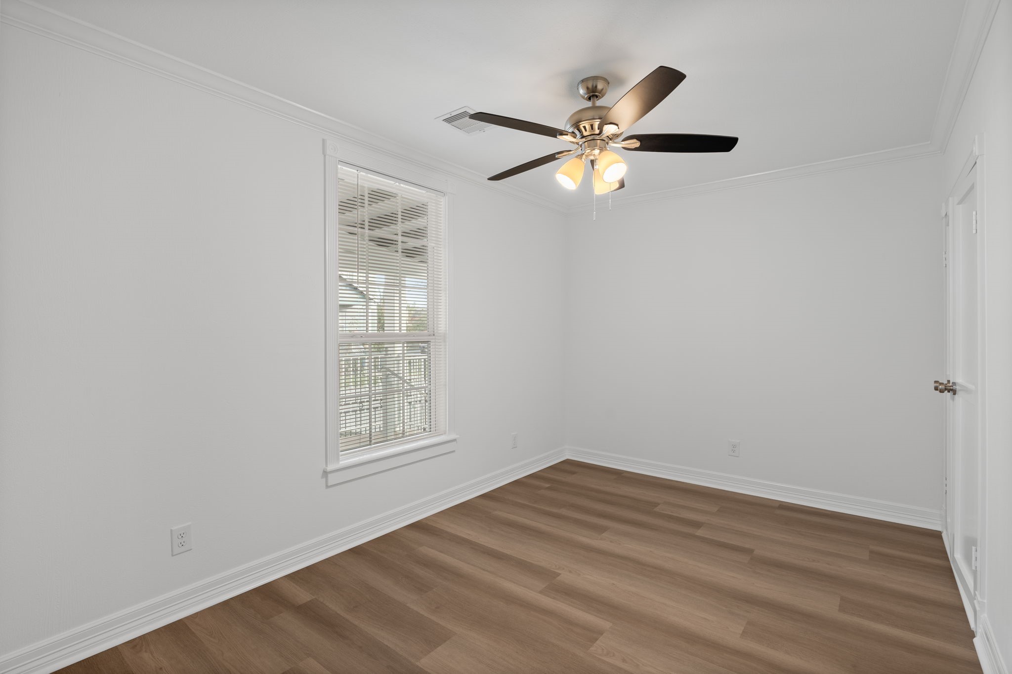 203 Archer Street Property Photo 24