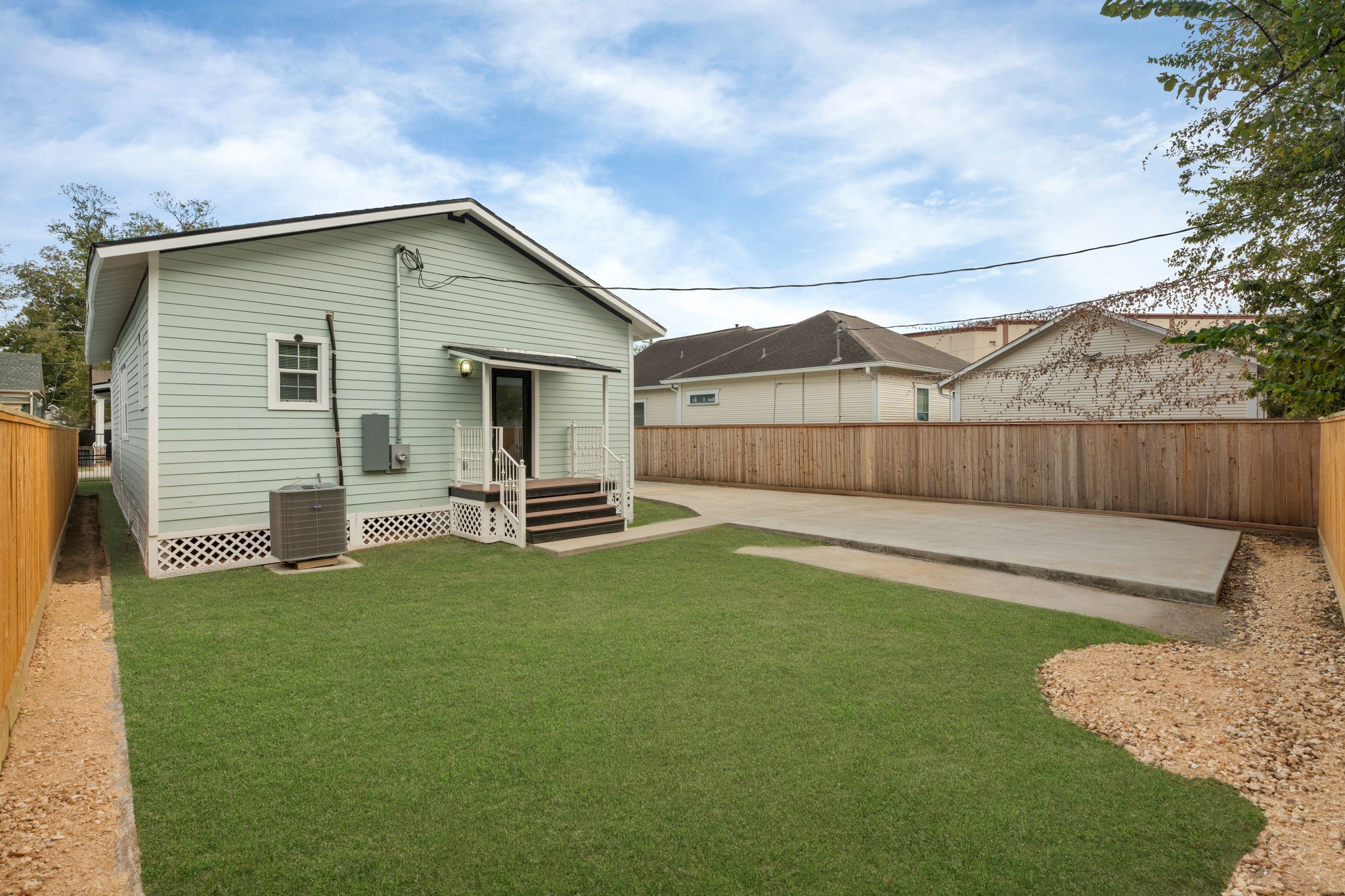 203 Archer Street Property Photo 38