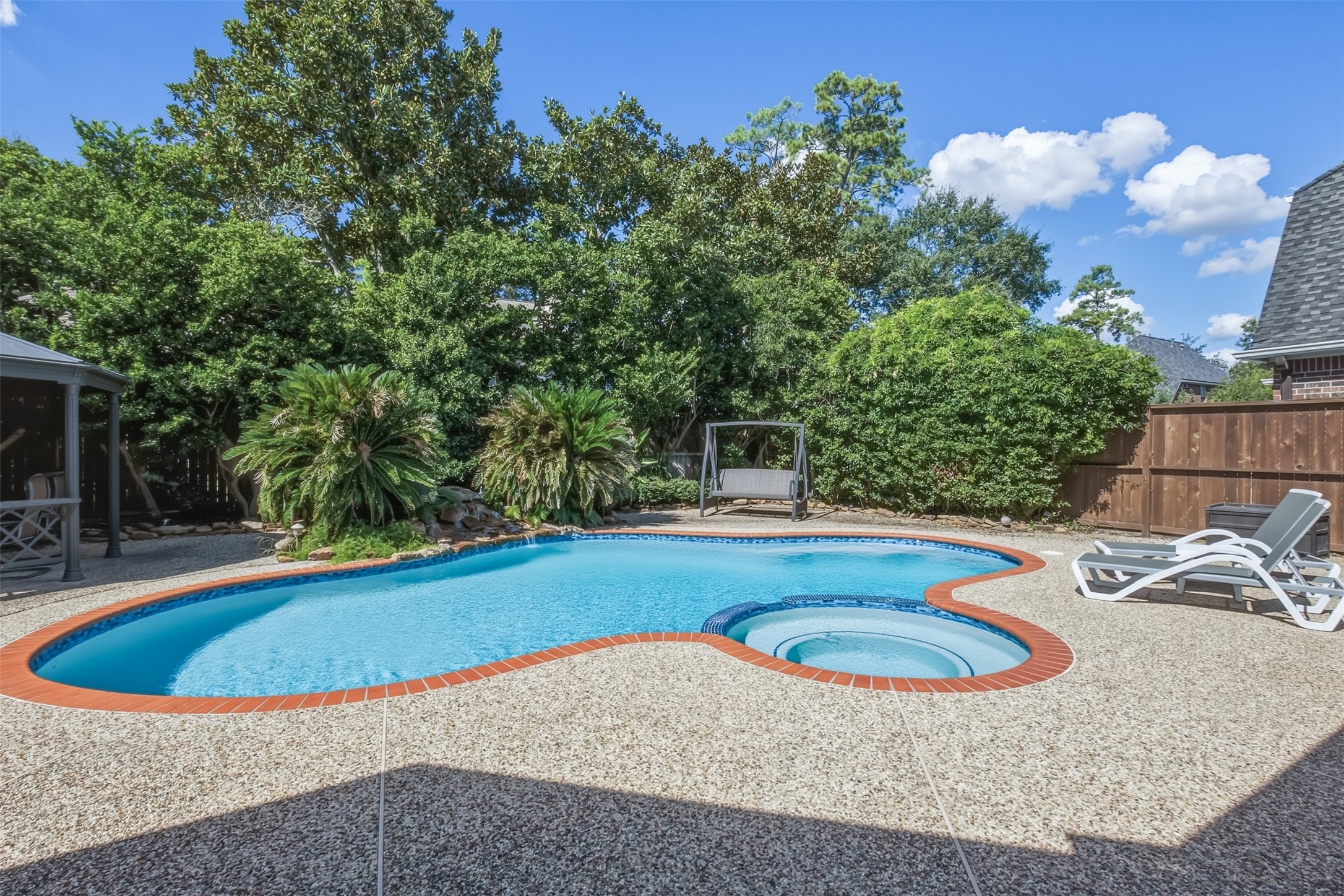 16111 Wimbledon Forest Drive Property Photo 38