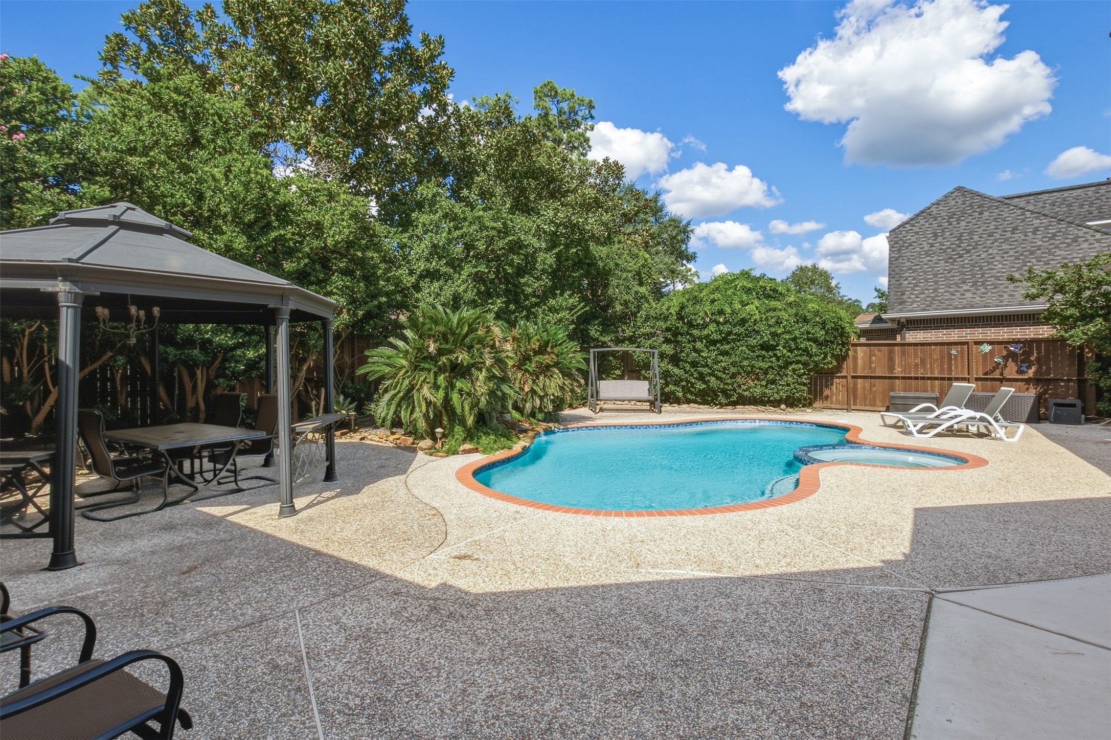 16111 Wimbledon Forest Drive Property Photo 40
