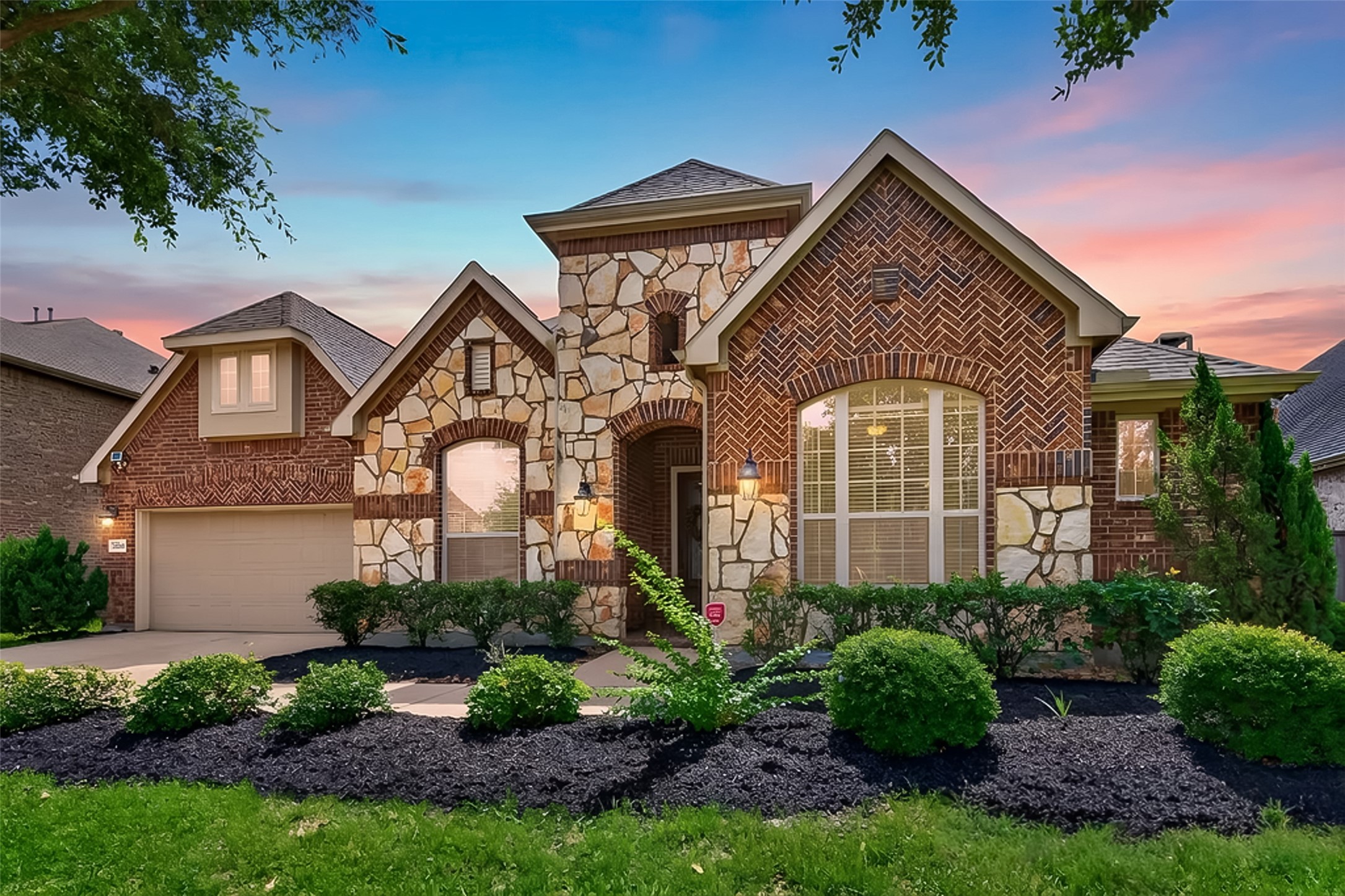 2014 Holly Manor Court Property Photo 1