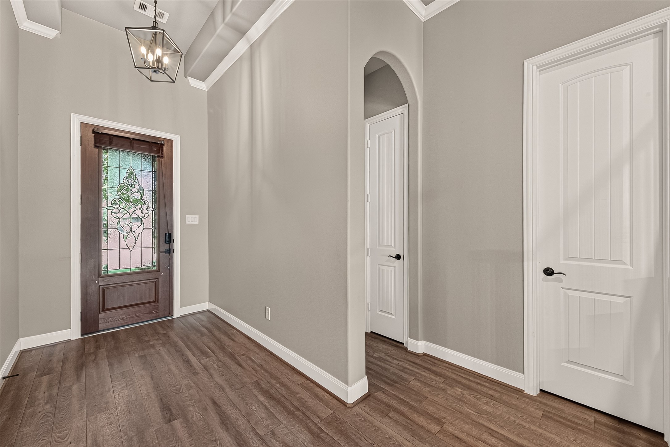 2014 Holly Manor Court Property Photo 4