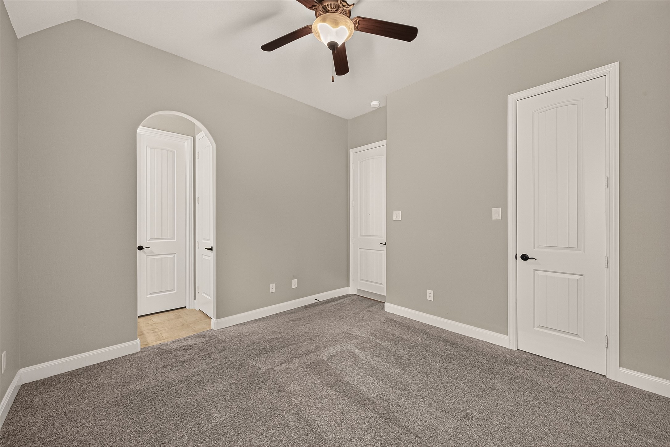 2014 Holly Manor Court Property Photo 8