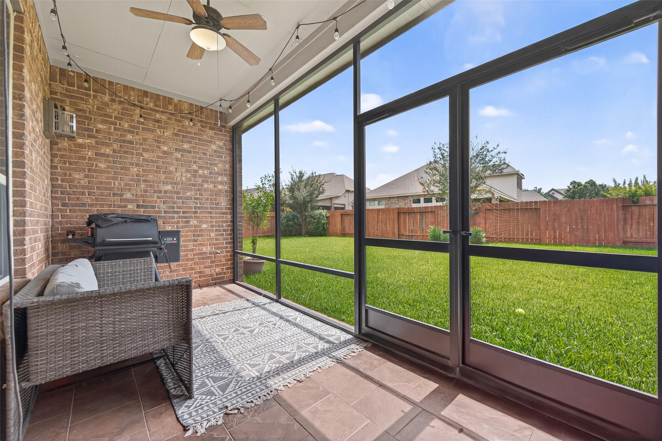 2014 Holly Manor Court Property Photo 36