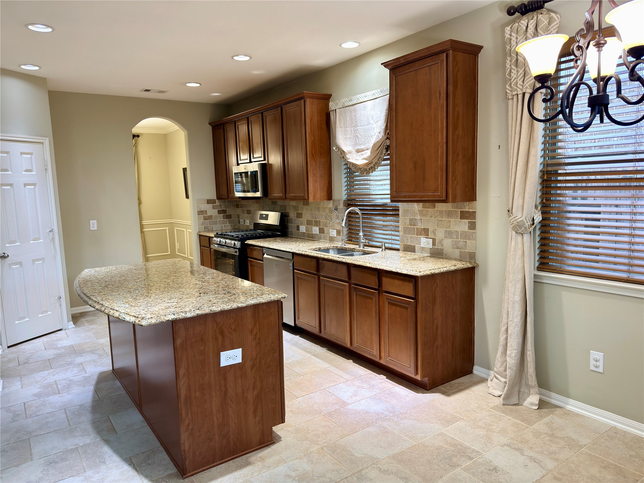 5715 Fairwind Lane Property Photo 9