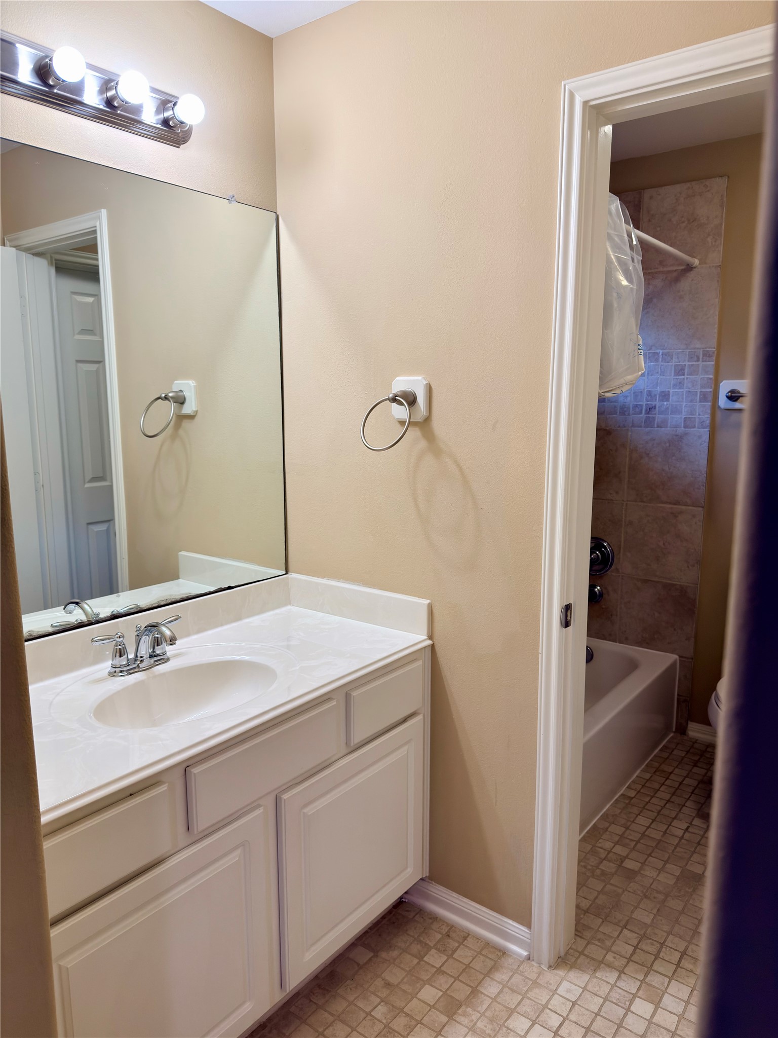 5715 Fairwind Lane Property Photo 28