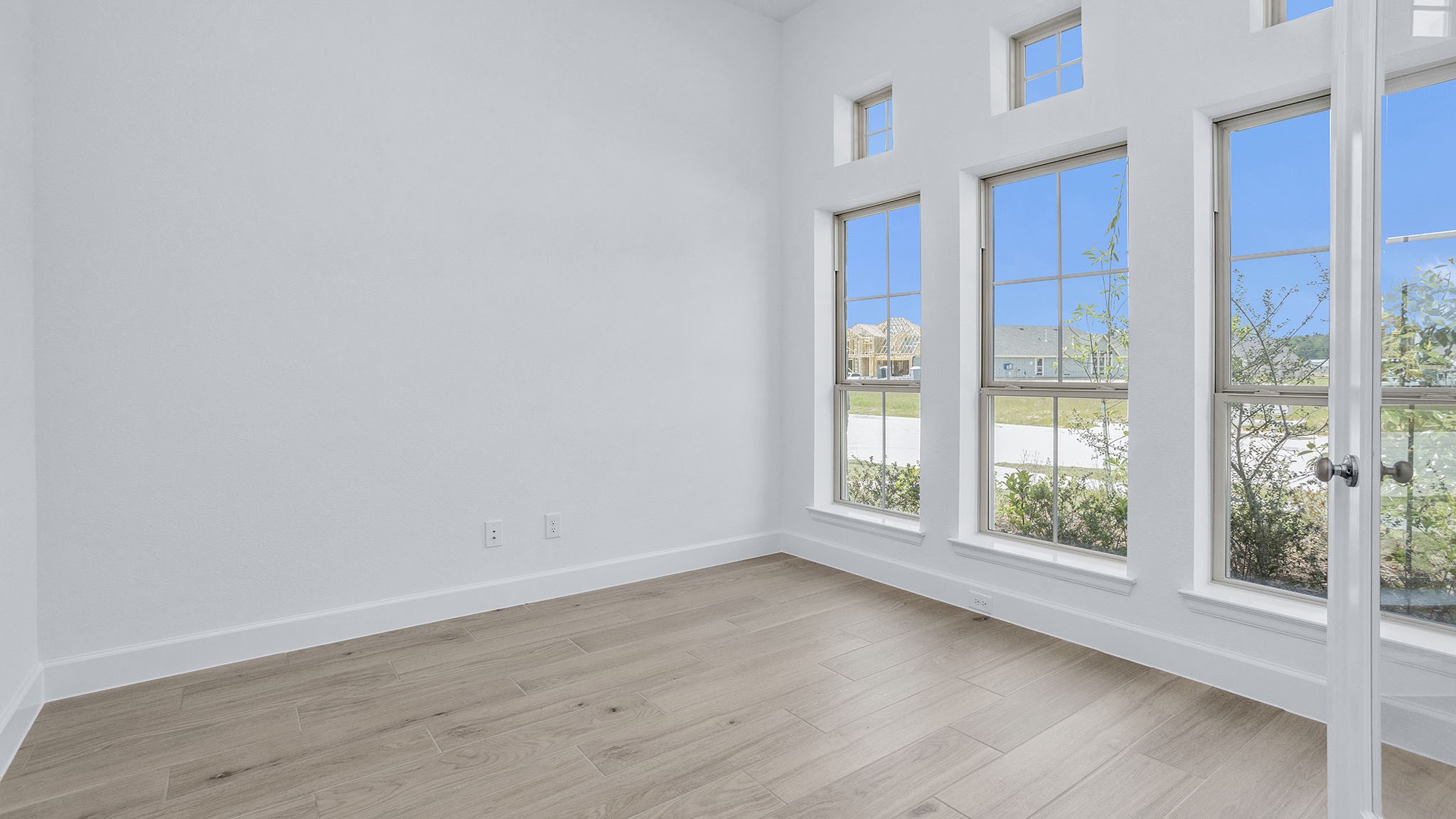 16650 Jolie Street Property Photo 7