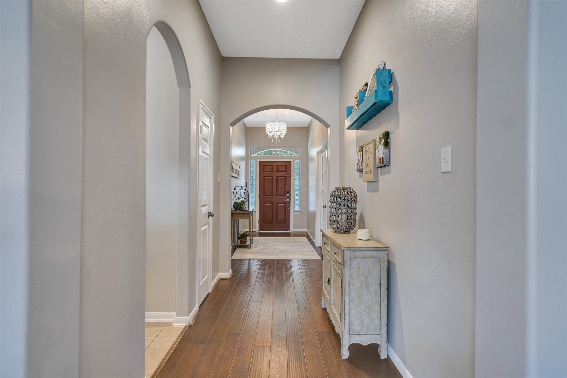 18607 Summercliff Lane Property Photo 4